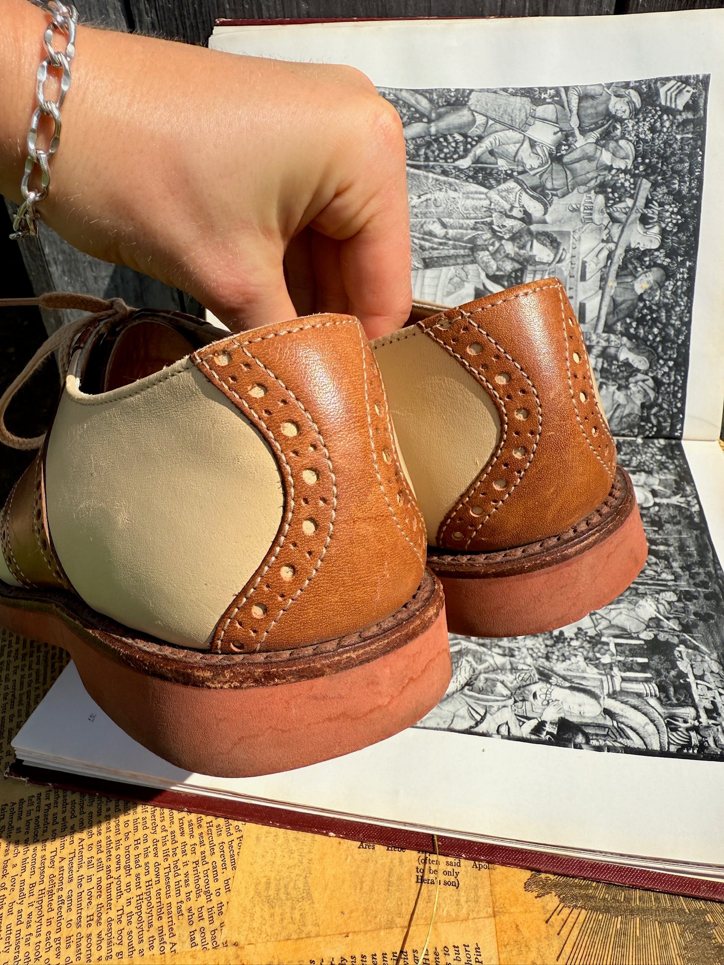 Vintage 1980s Cole Haan Two-Tone Saddle Oxford Shoes | Men’s 9.5