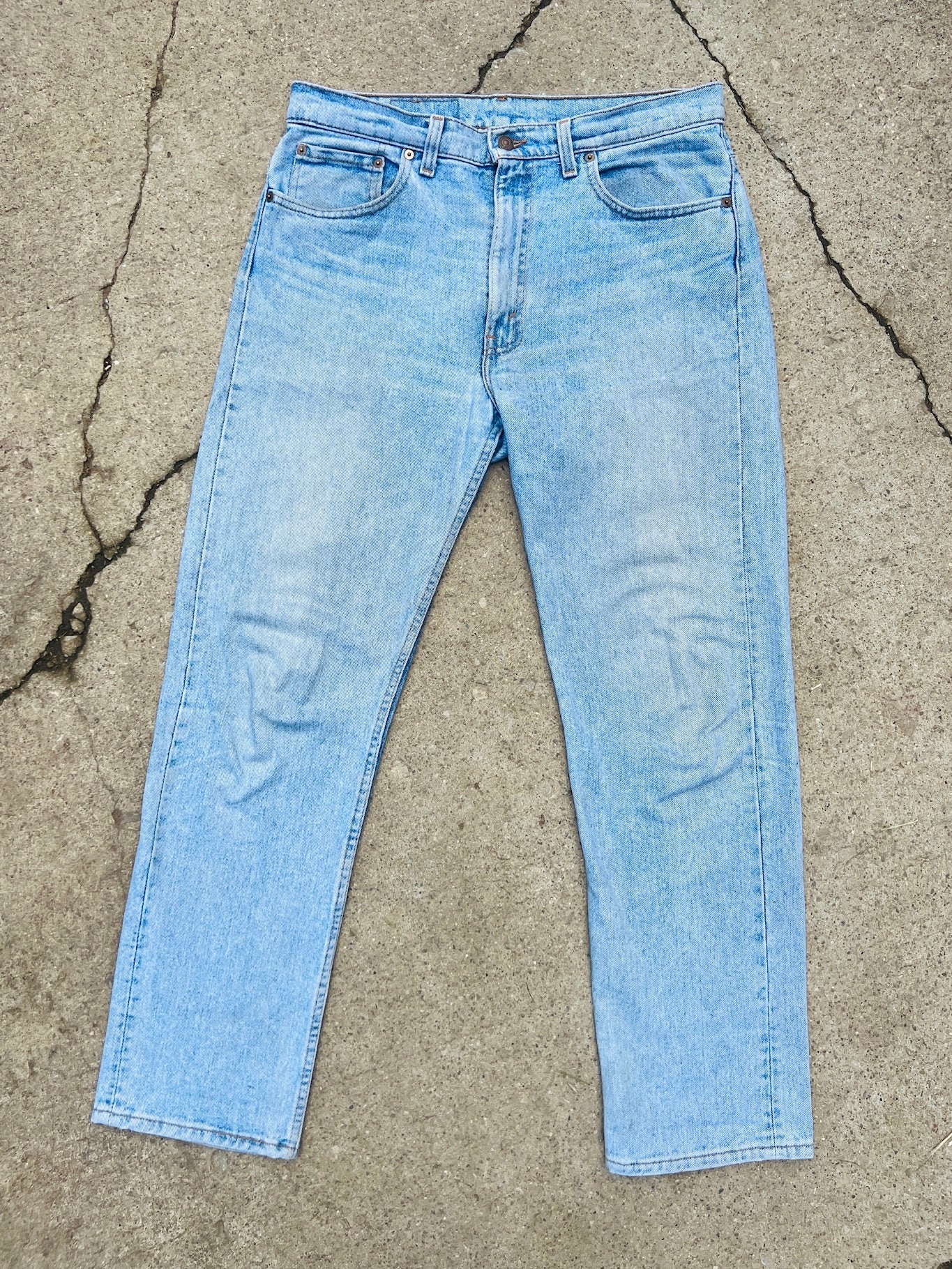Vintage 1990s Levi's 505 Faded Light Wash Jeans | Waist 34”