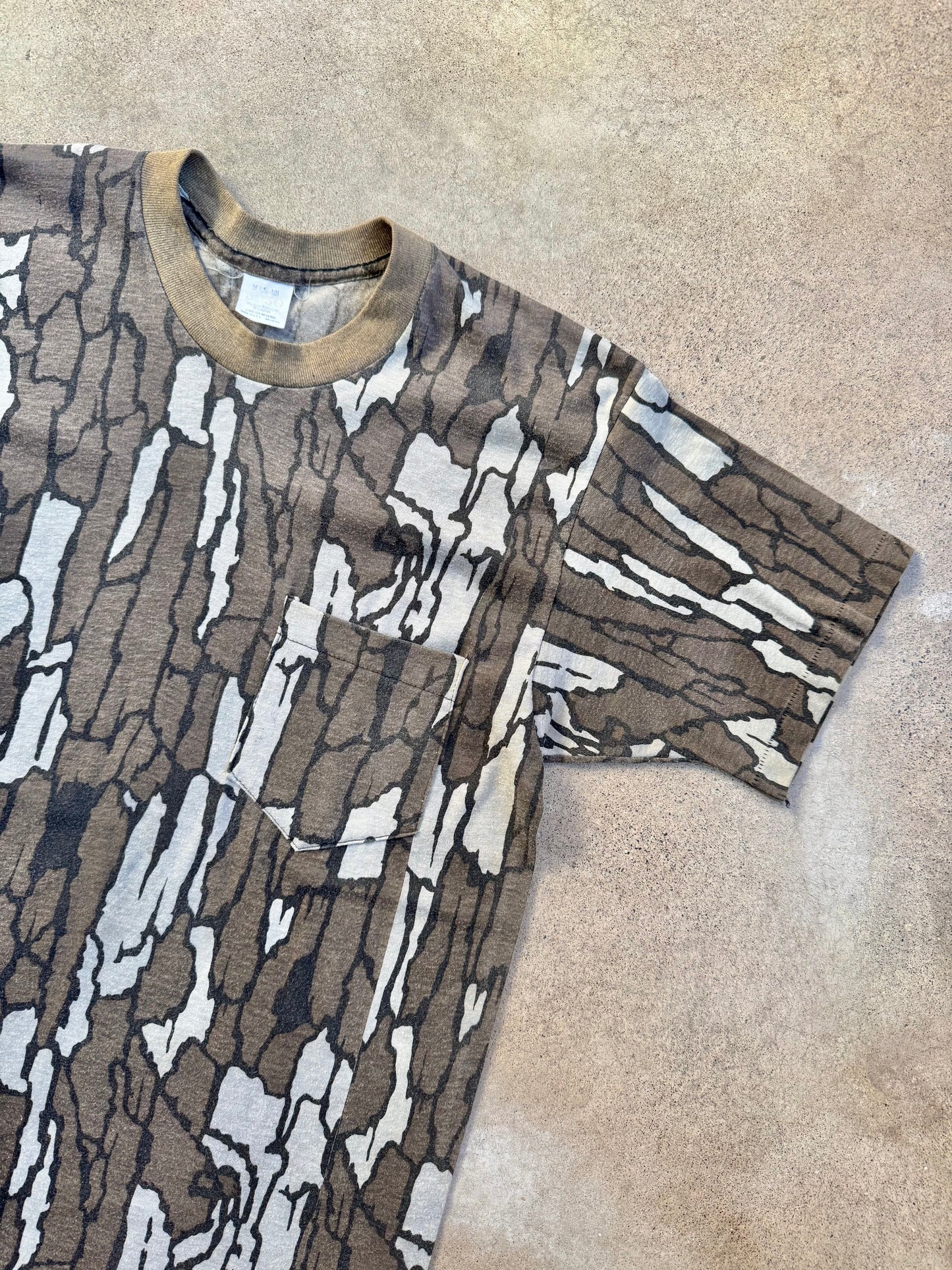 Vintage 1980s Trebark Camouflage Distressed Pocket Tee | Medium