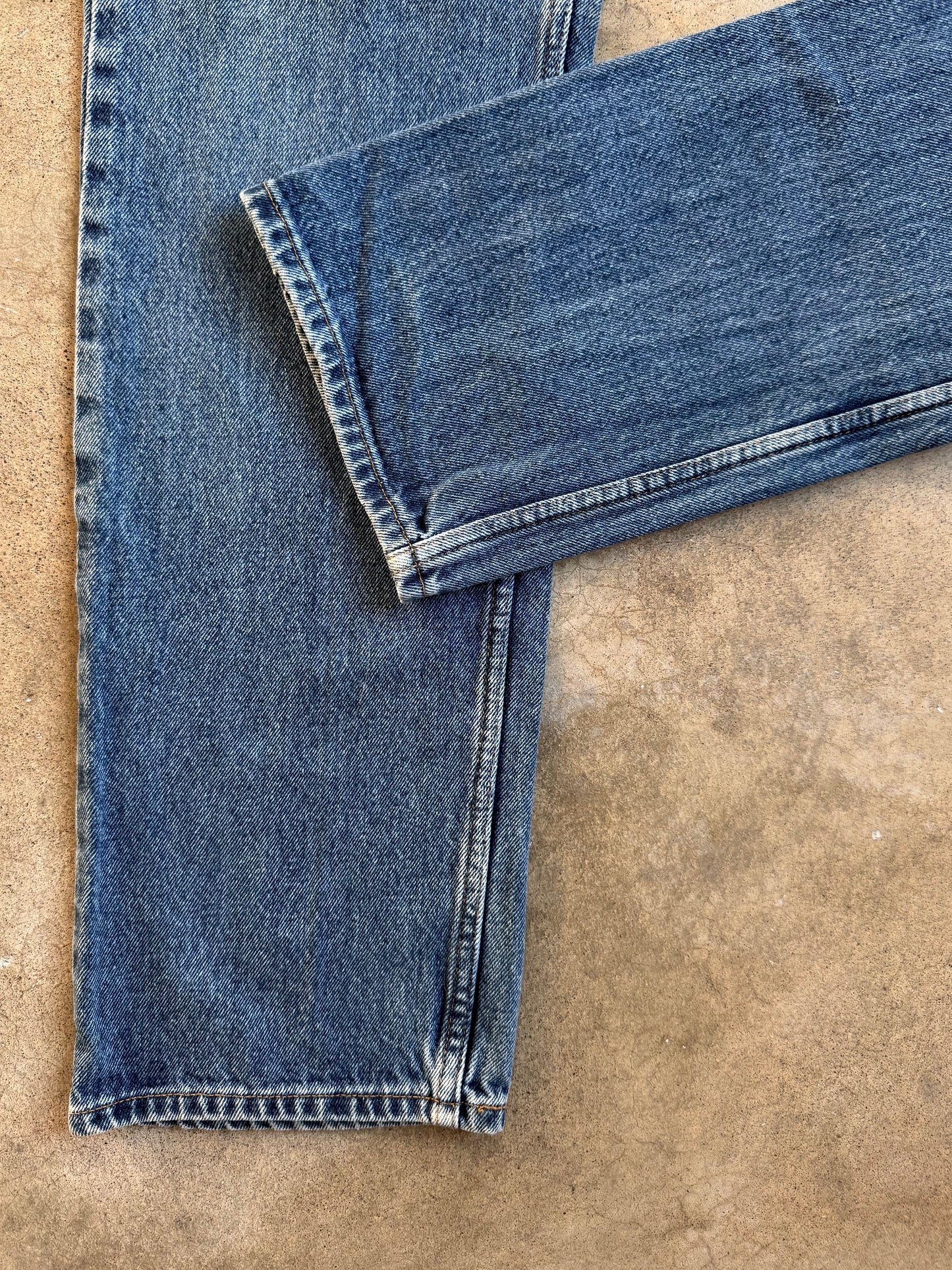 Vintage 1980s Levi's Orange Tab 505 Regular Fit Medium Wash Jeans | 33x34