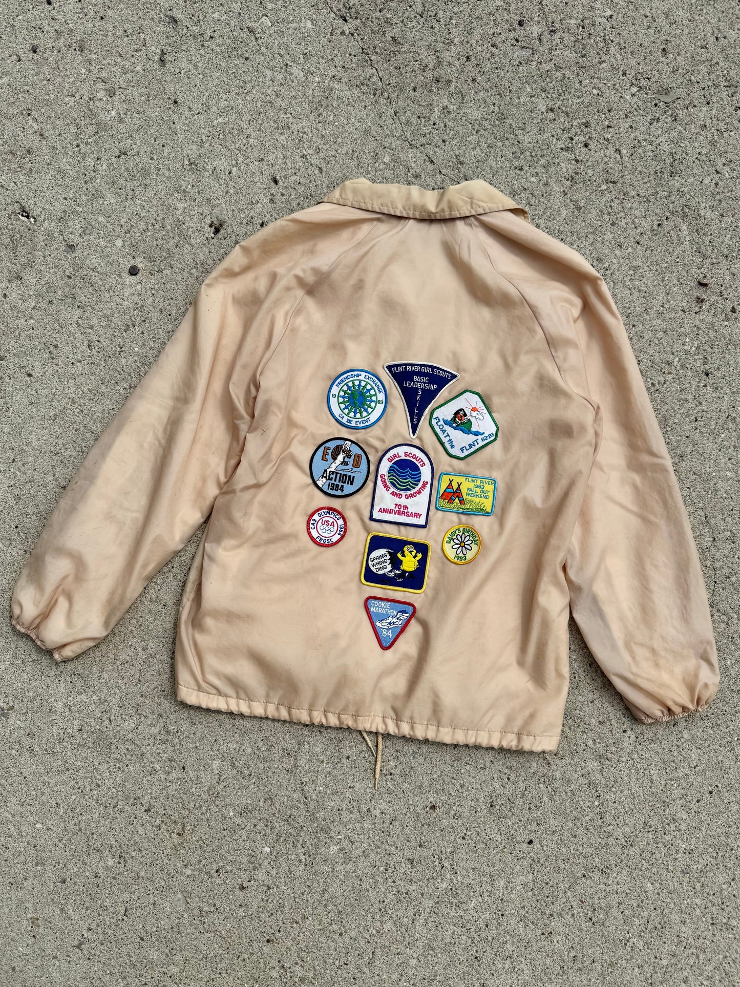 Vintage 1980s Flint River Girl Scouts Patched Windbreaker Jacket | Medium