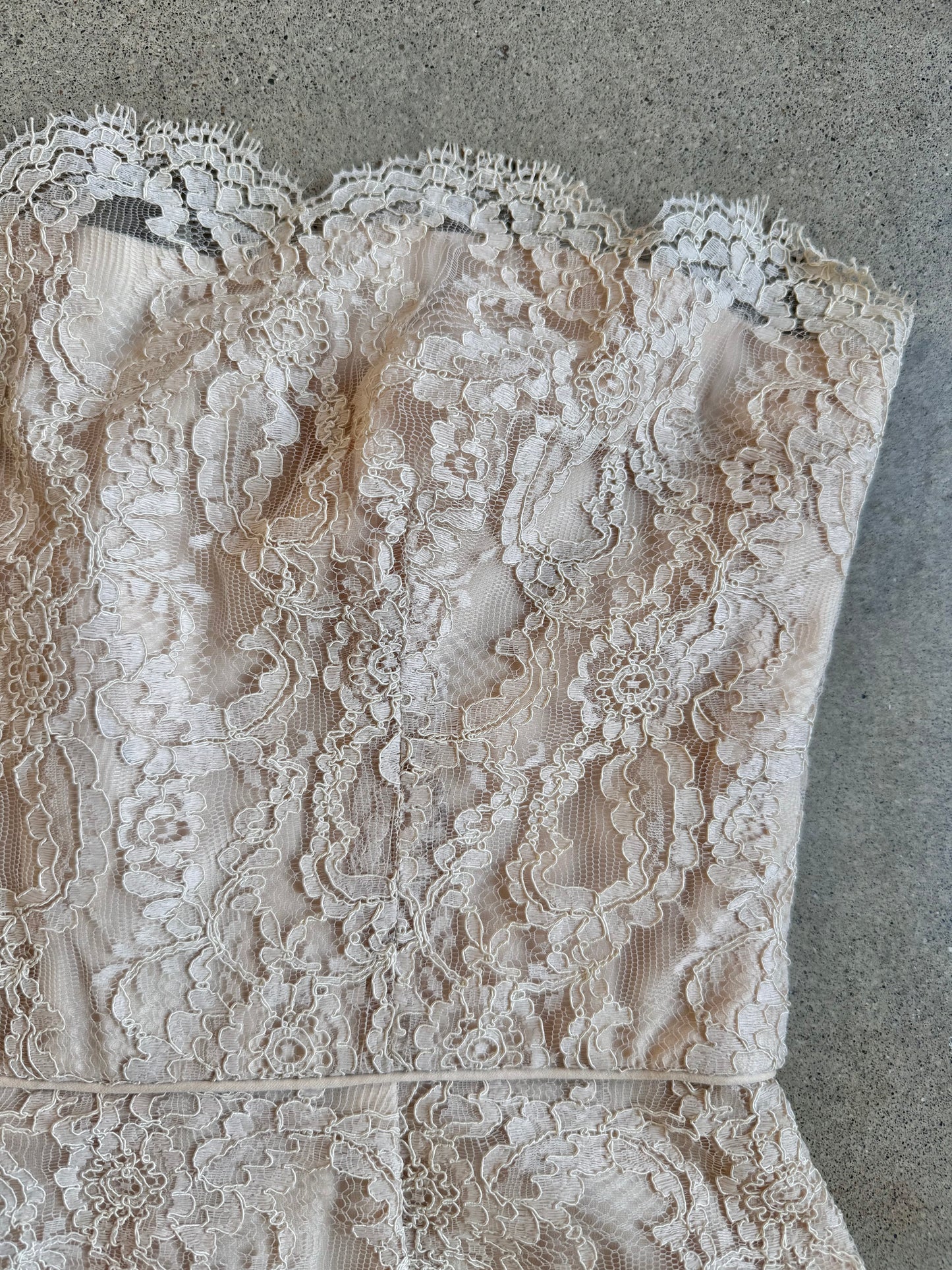 Vintage 1950s Carol Robins Nude Lace Strapless Cocktail Dress | XS