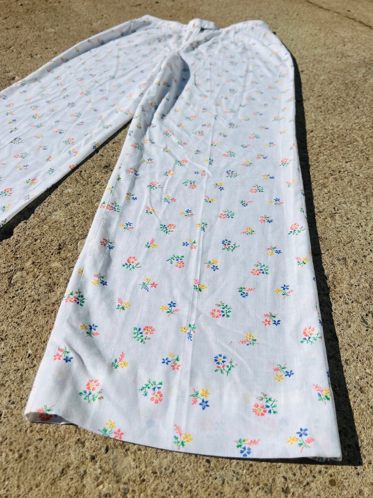 Vintage Handmade White Floral Cotton Pants | Waist 28”