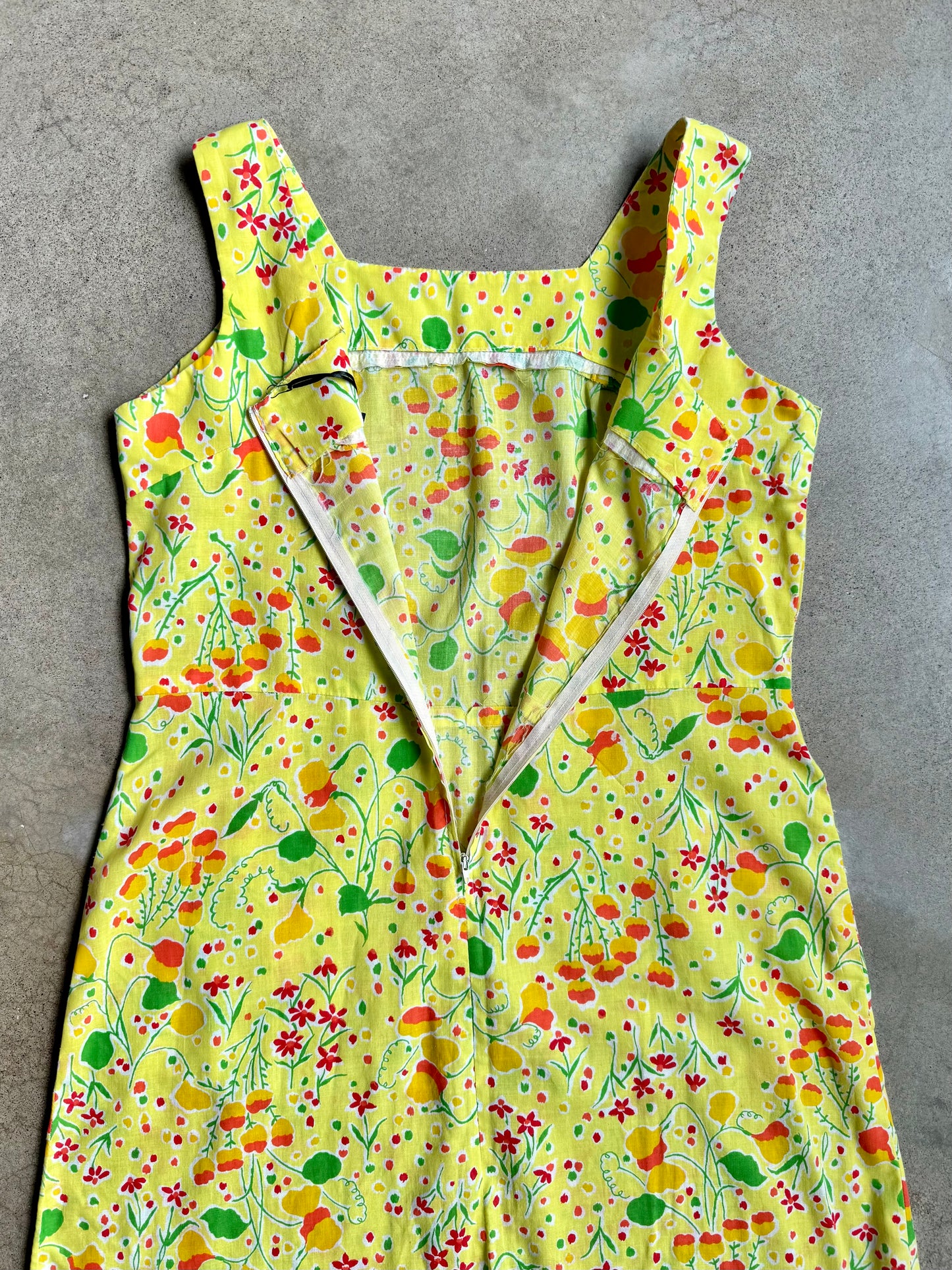 Vintage 1960s Yellow Floral Sleeveless Summer Dress | L/XL