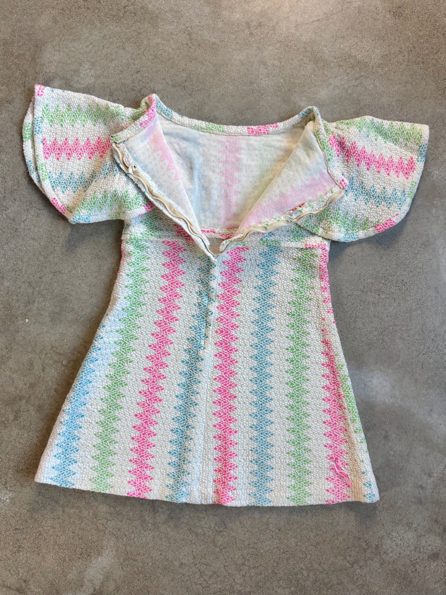 Vintage 1960s/70s Vicky Vaughn Princess Sleeve Multi-Color Knit Mini Dress | Small