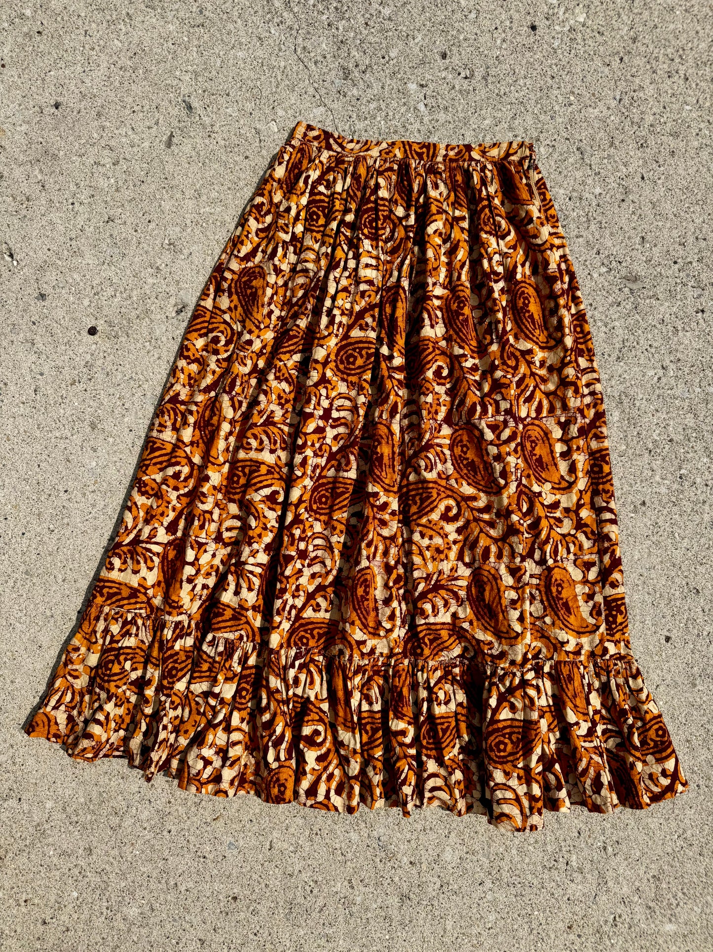 Vintage 1960s Knobkerry NY Bohemian Paisley Ruffled Maxi Skirt | Small