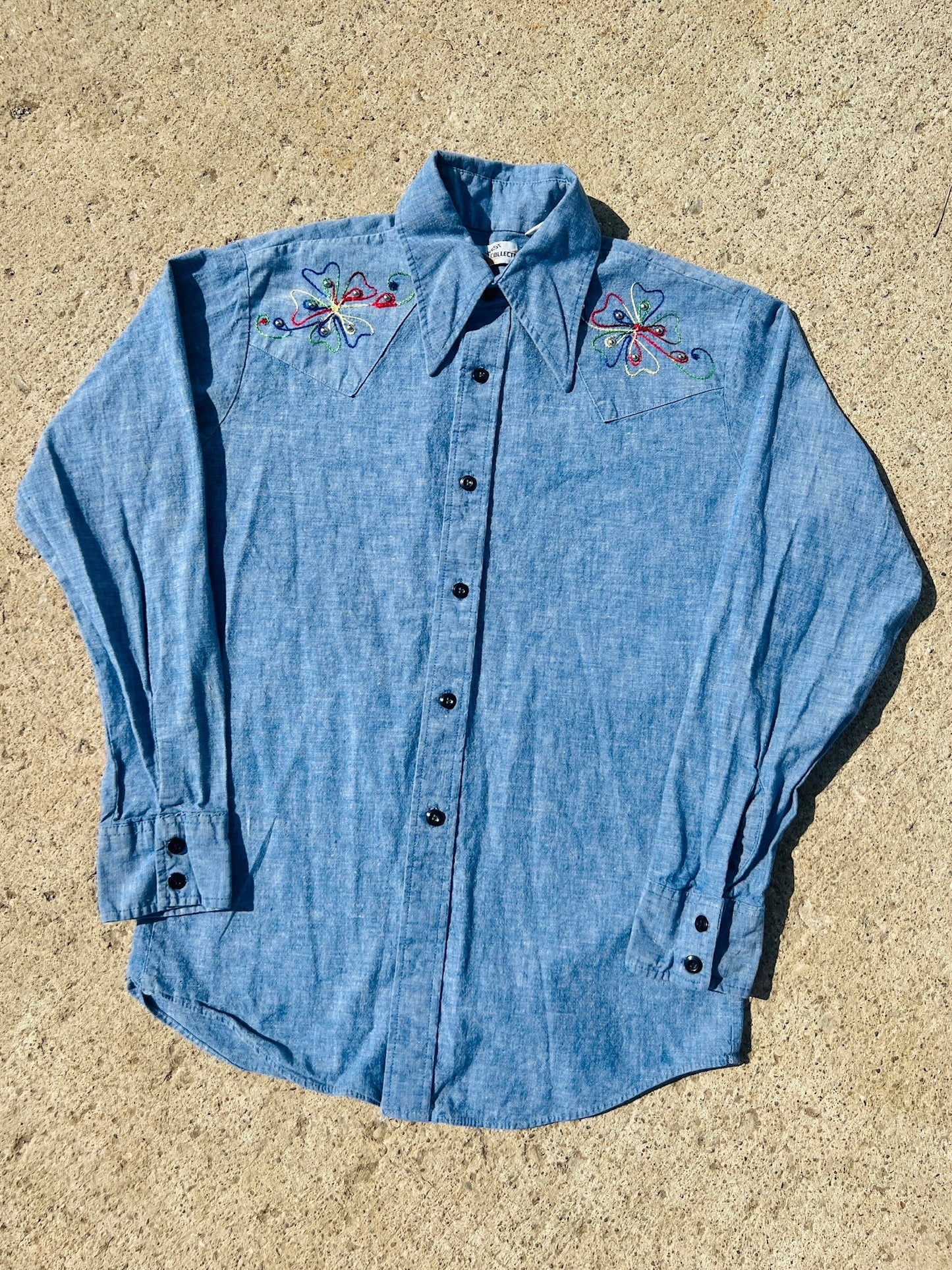 Vintage 1970s One West Collection Embroidered Chambray Button-Up Shirt | Medium