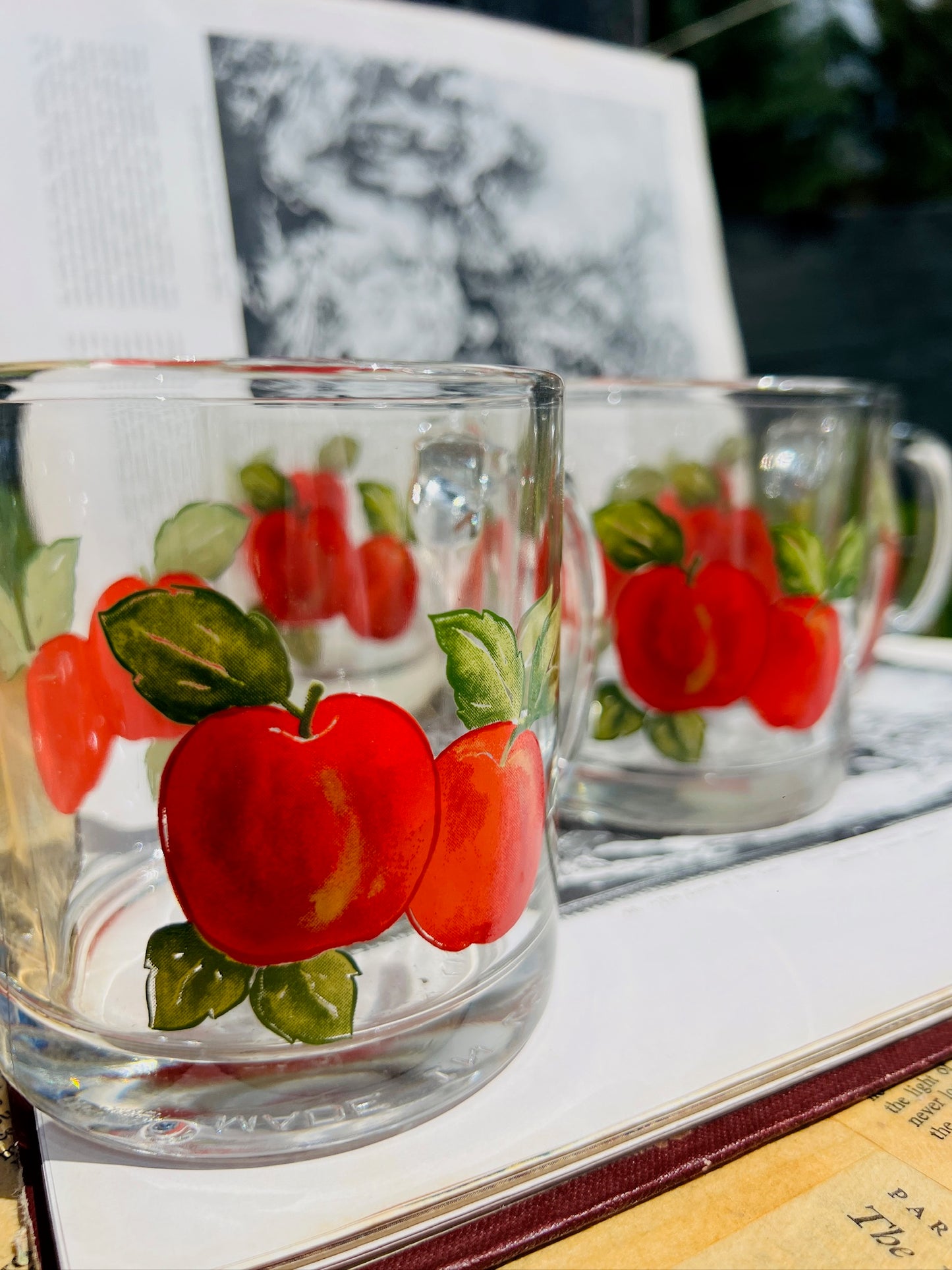 Vintage 1980s Libbey Harvest Collection Apple Painted Glass Mugs | Set of 4