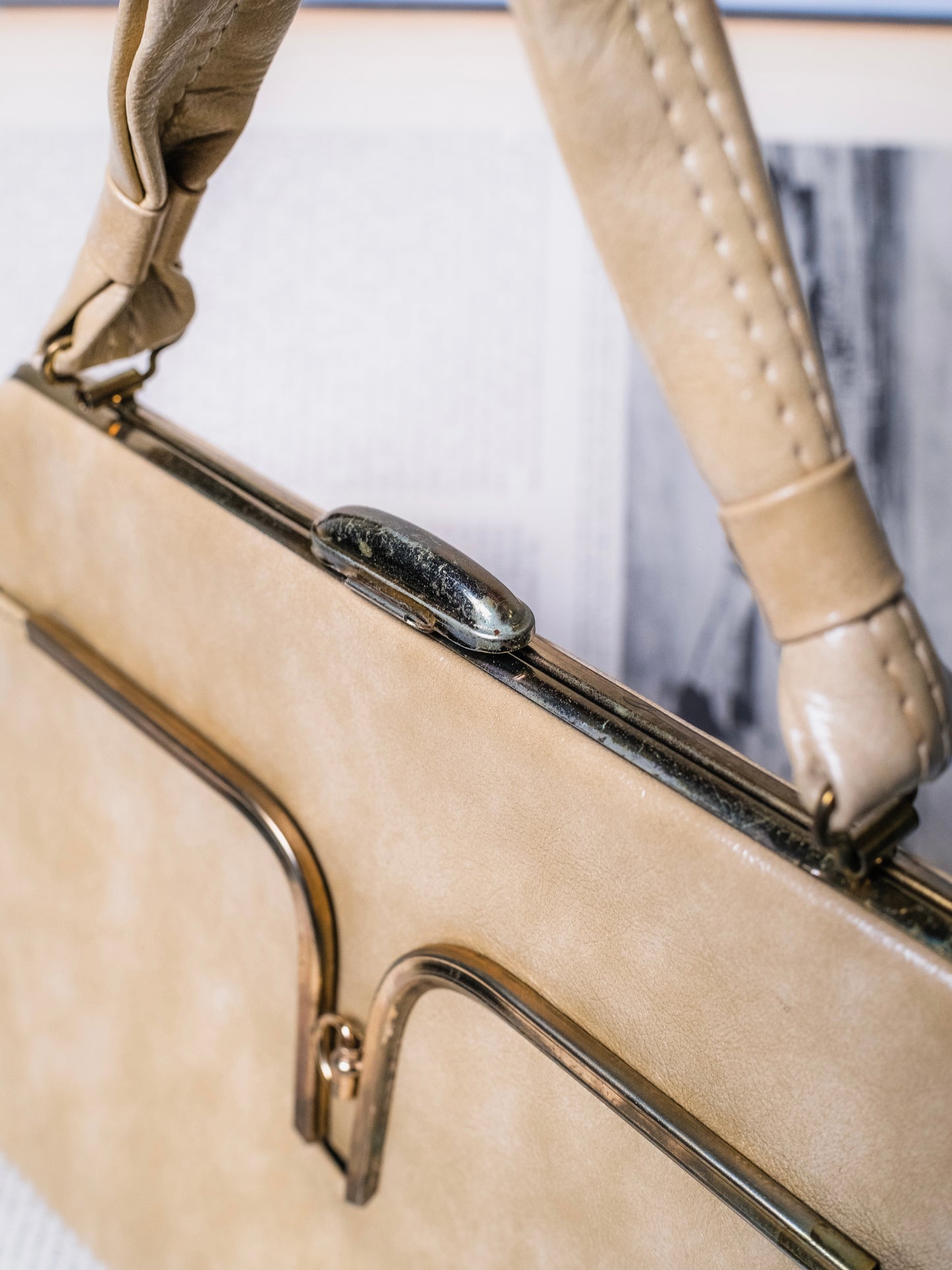 Vintage 1950s Cream Faux Leather Gold Accent Handbag