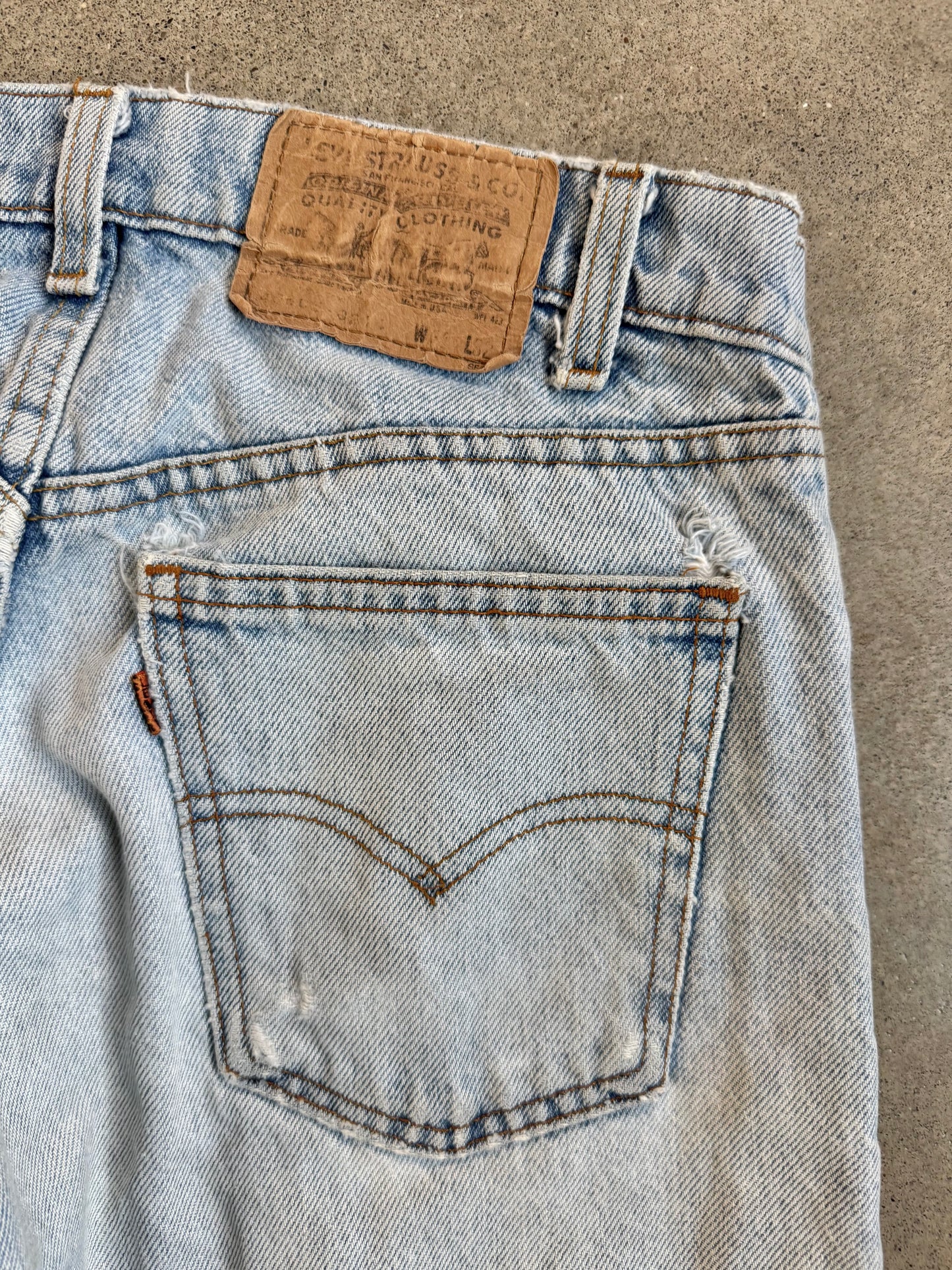 Vintage 1990s Levi's Orange Tab Distressed Light Wash Jeans | 31x32