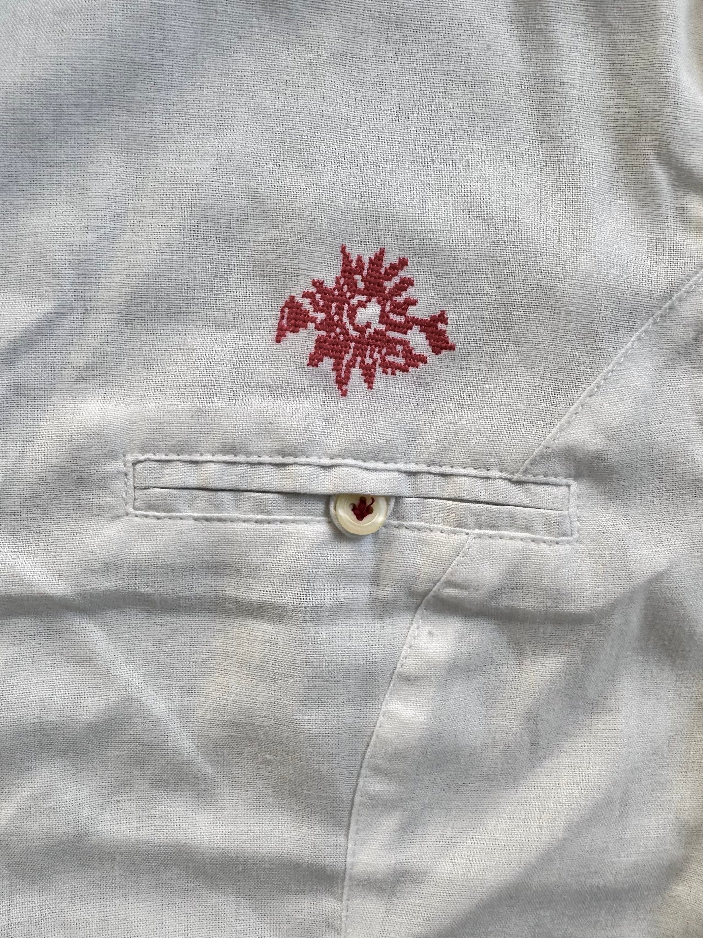 Vintage 1970s Distler White Embroidered Button-Up Blouse | Large