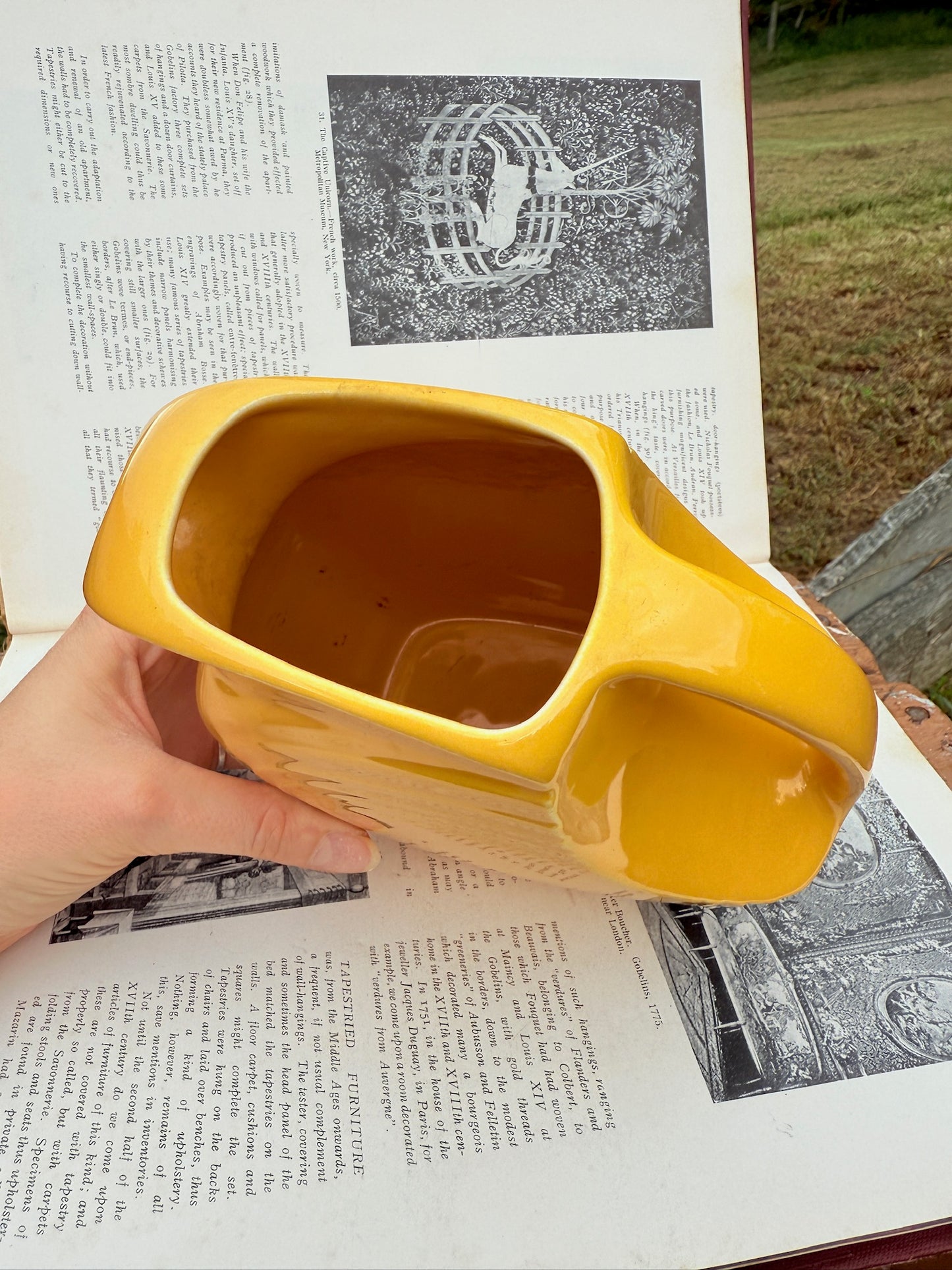 Vintage 1950s/60s Fiestaware Butter Yellow Pitcher