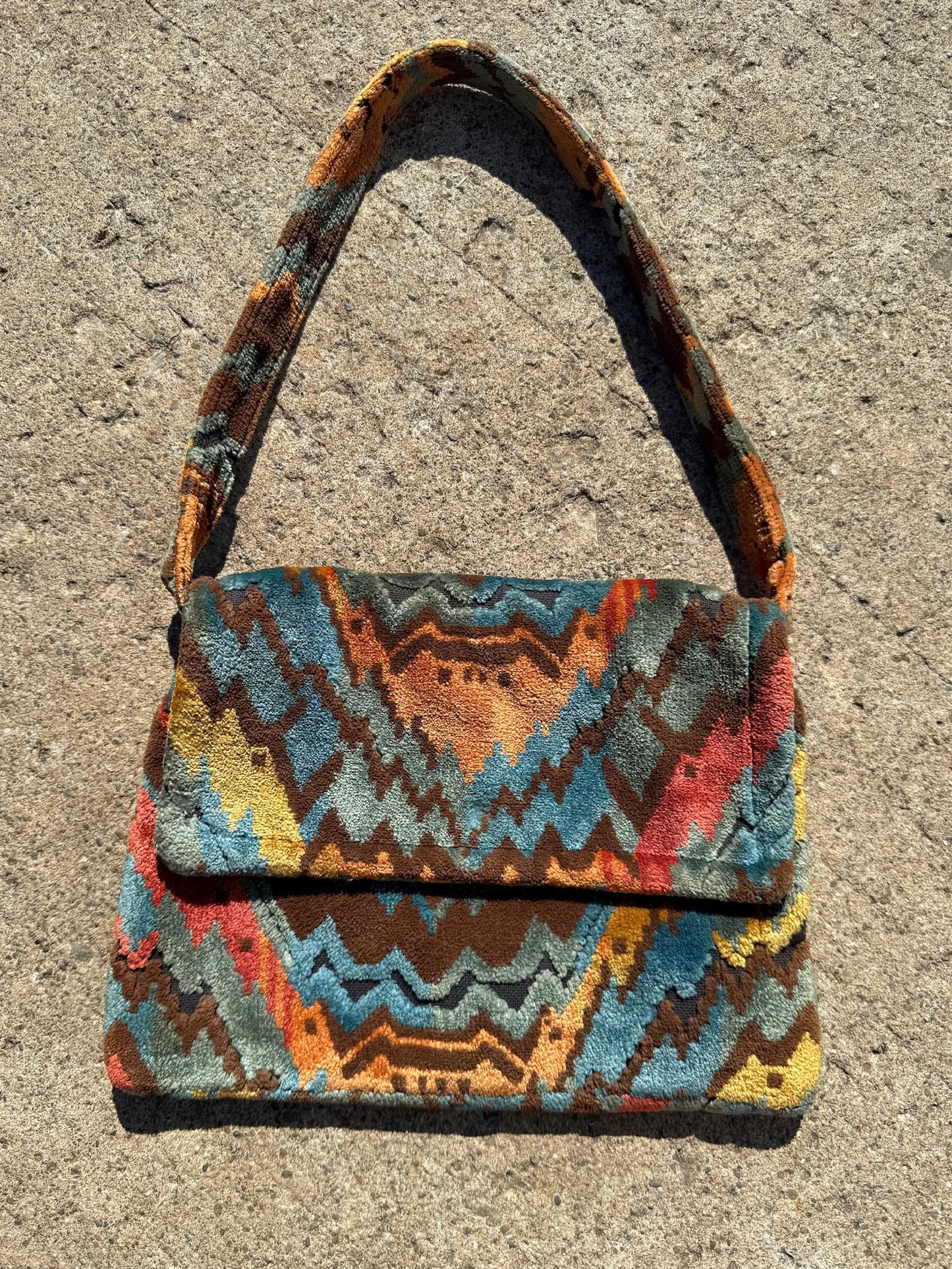 Vintage 1980s Southwestern Tapestry Shoulder Bag