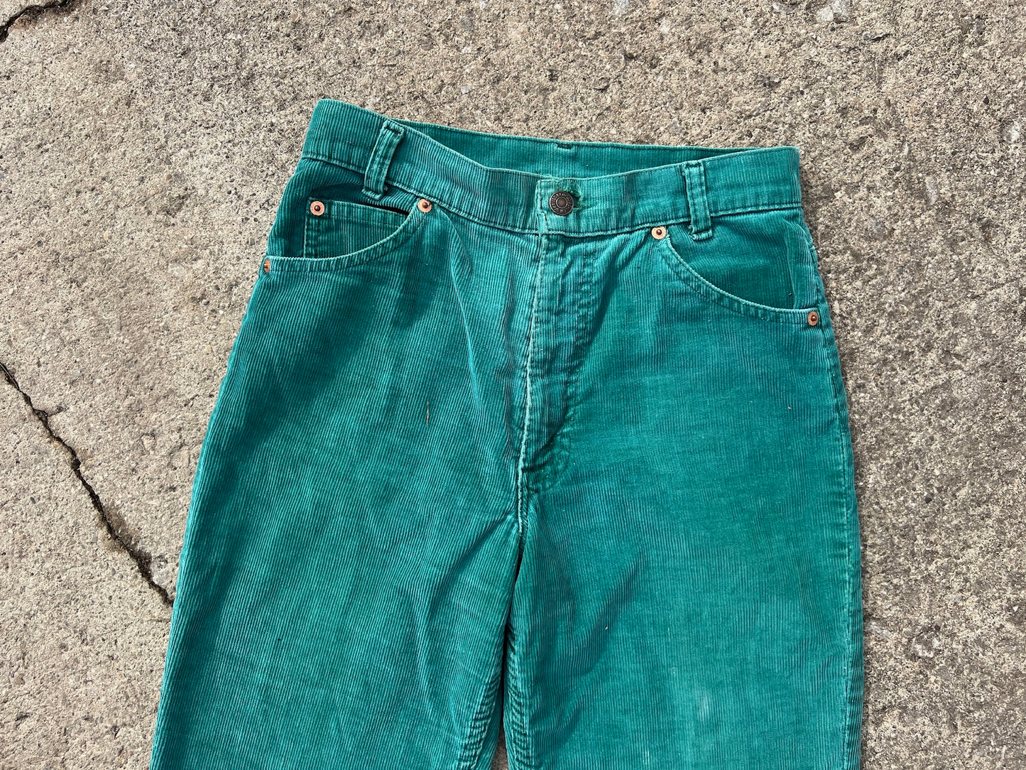 Vintage Rare Levi's "Cowgirl’s Favorite Garment" Green Corduroy Pants | Waist 27”