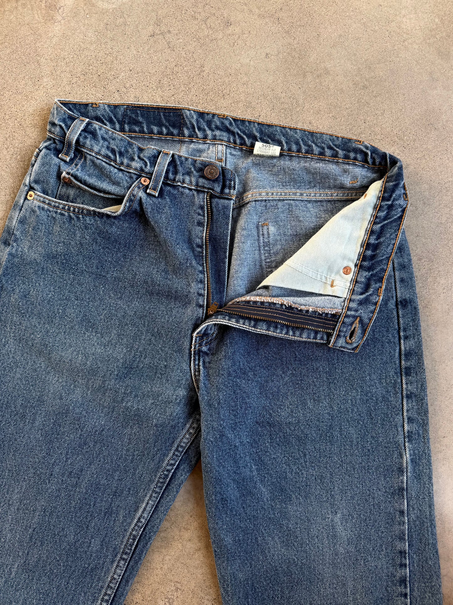 Vintage 1980s Levi's Orange Tab 505 Regular Fit Medium Wash Jeans | 33x34