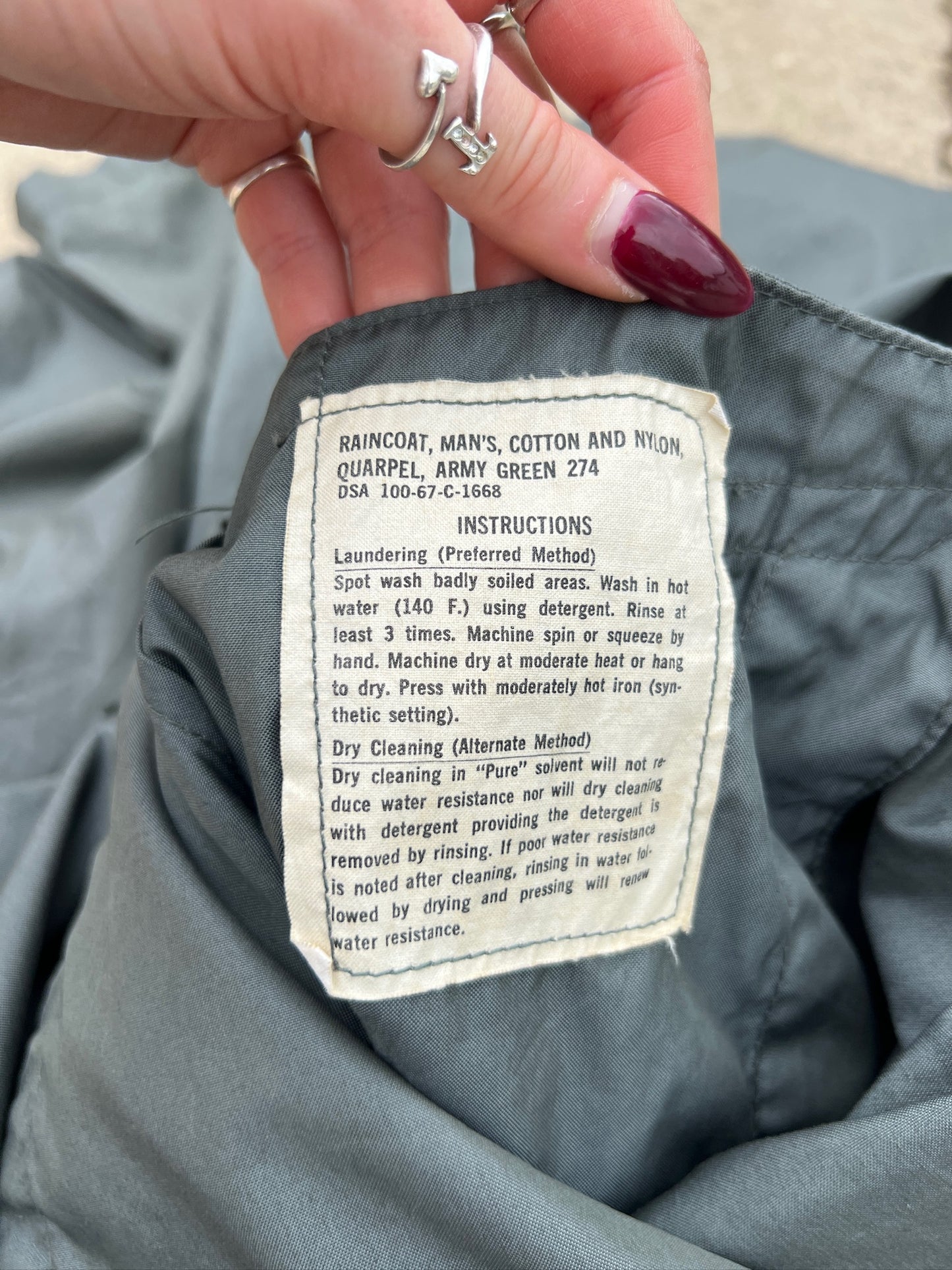Vintage 1960s Military Issue Green Trench Raincoat | M/L