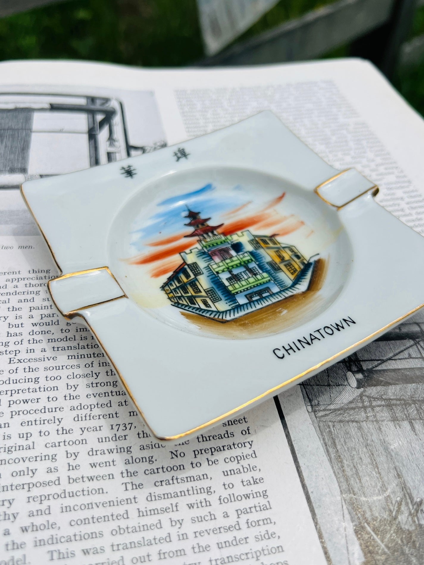 Vintage 1950s Chinatown Ceramic Ashtray