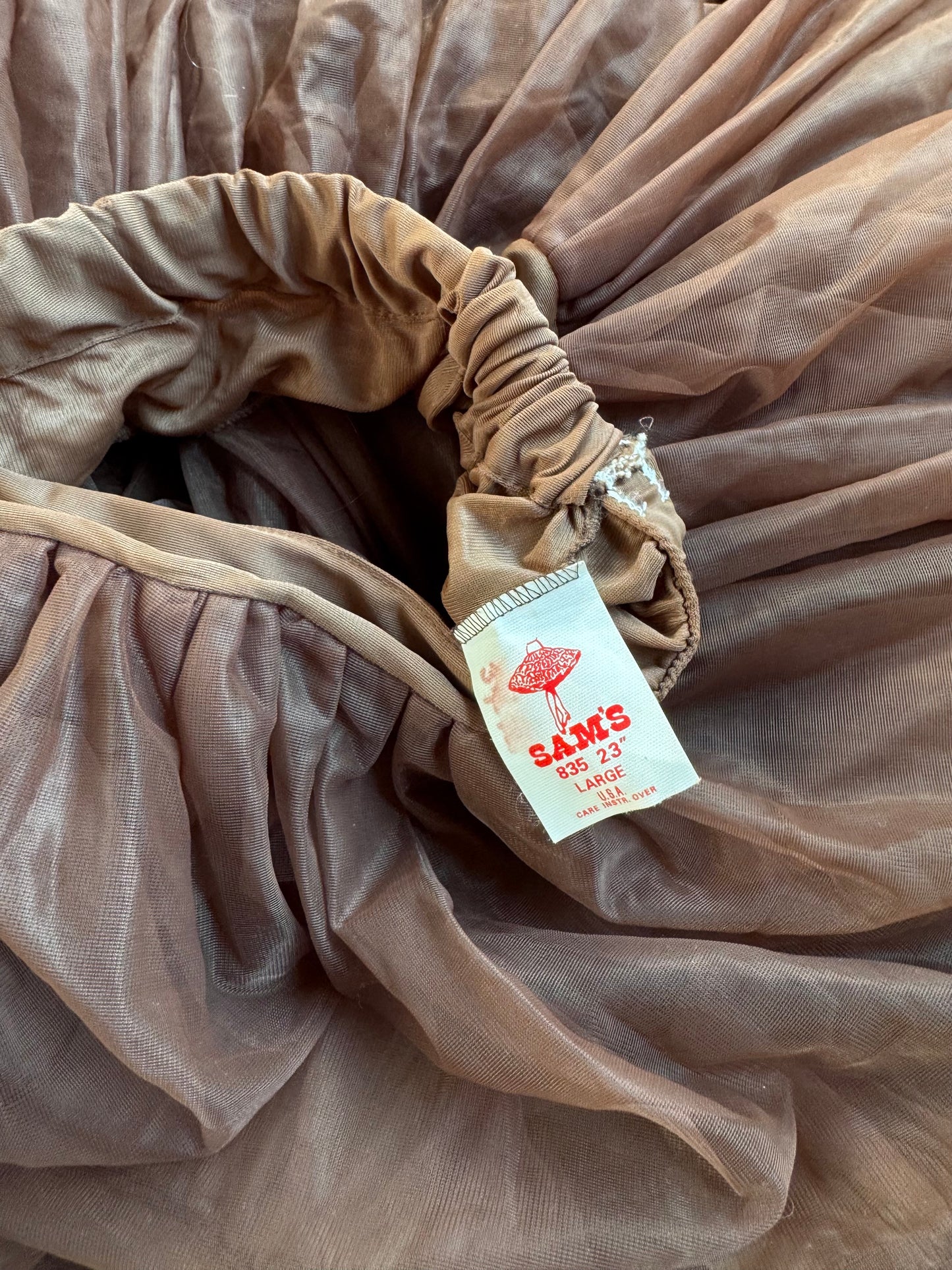 Vintage 1960s Sam’s Brown Western Square Dance Ruffled Petticoat | Large