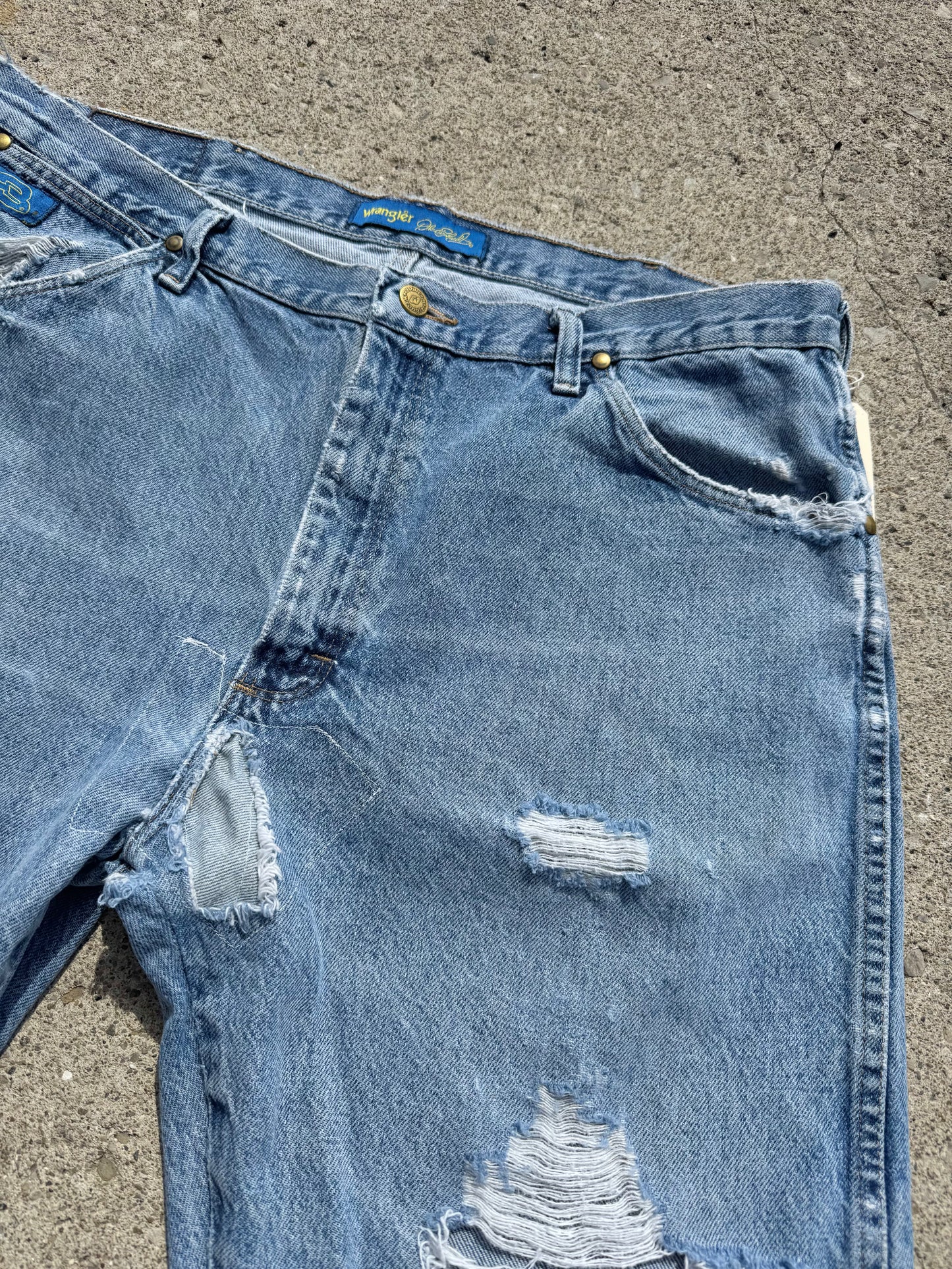Wrangler Dale Earnhardt Distressed Jeans | Waist 38”