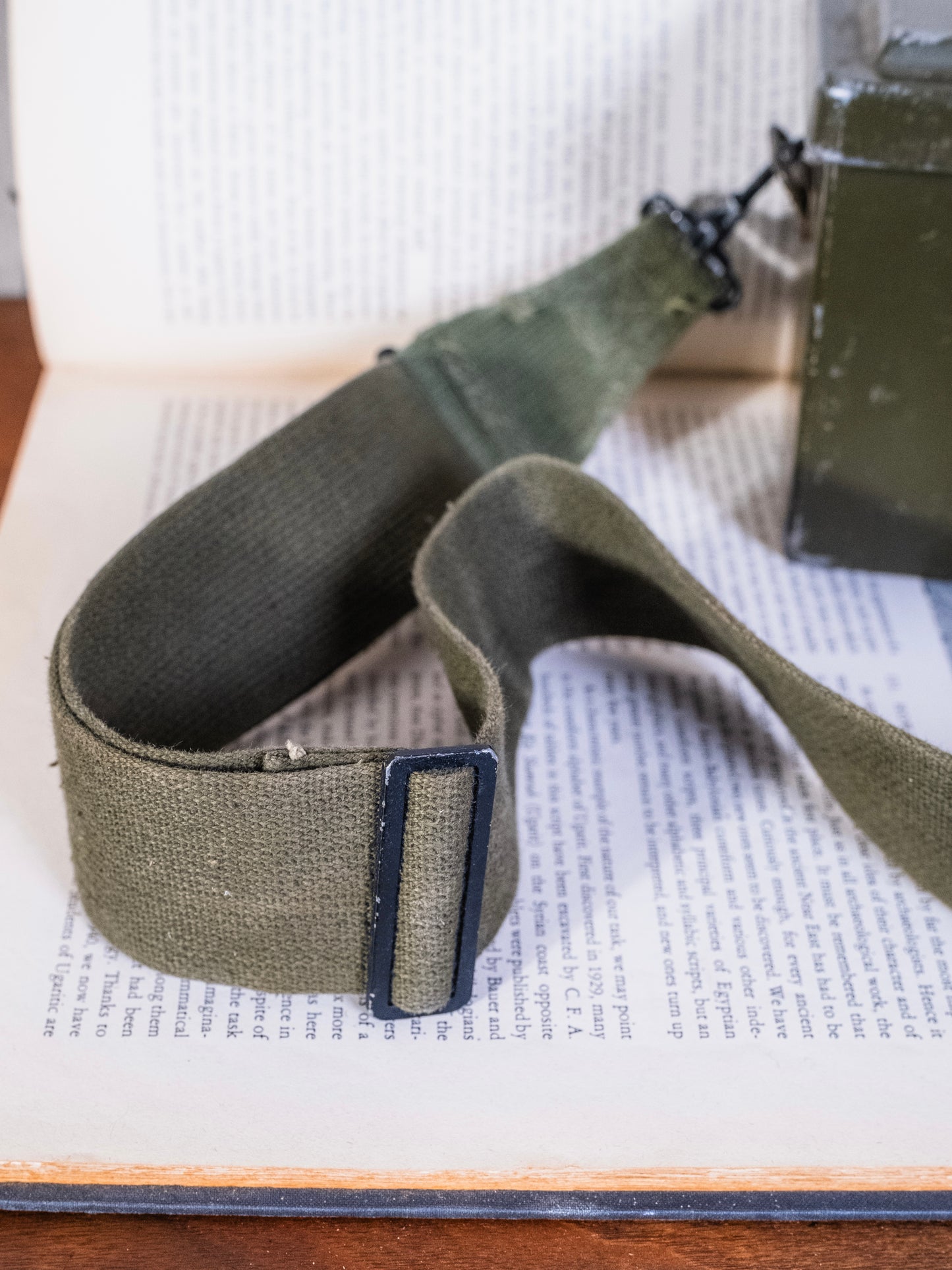 Vintage 1940s Military M81 Carrying Case