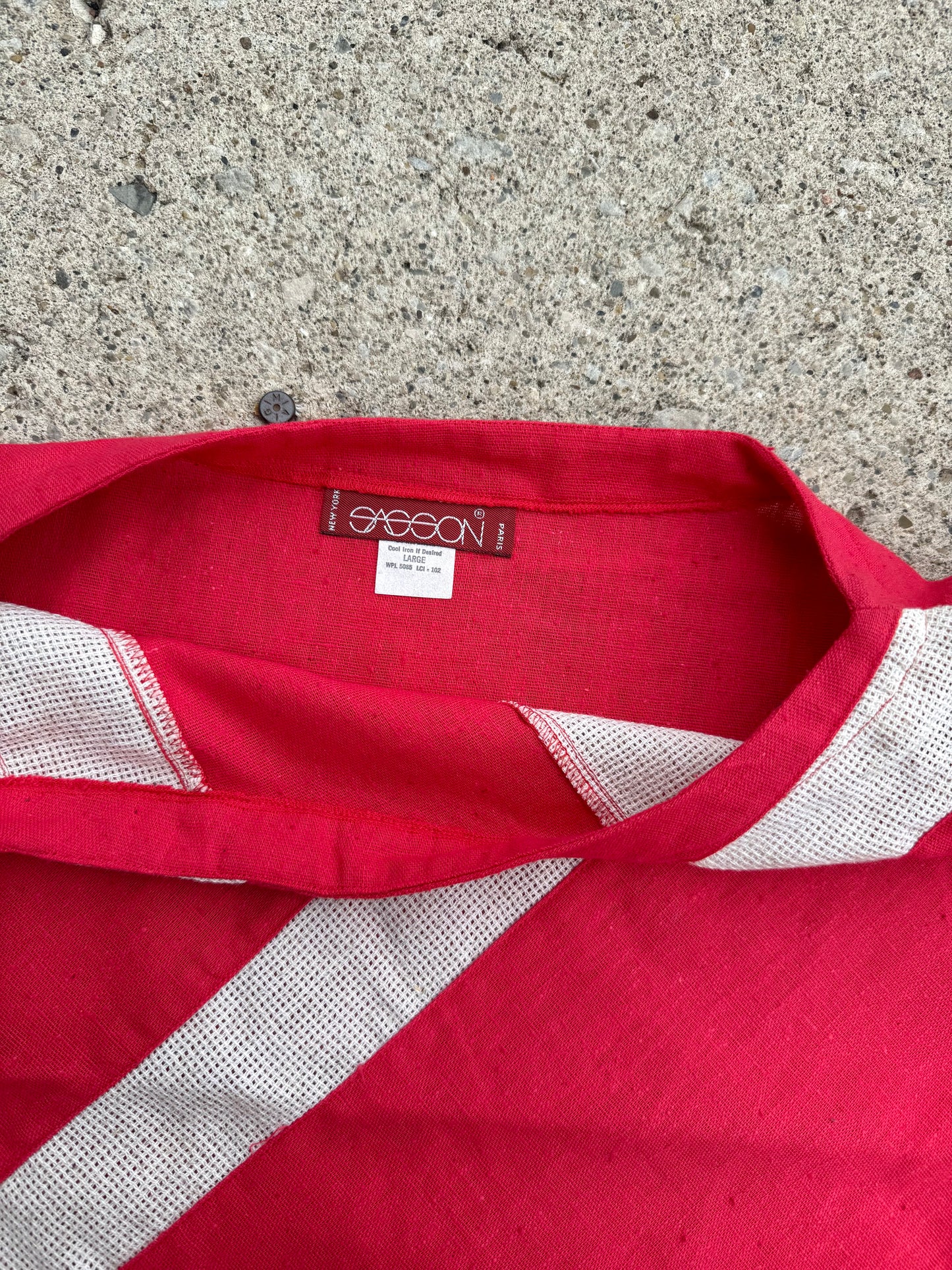Vintage 1980s Sasson Red & Cream Cropped Linen Blouse | Large