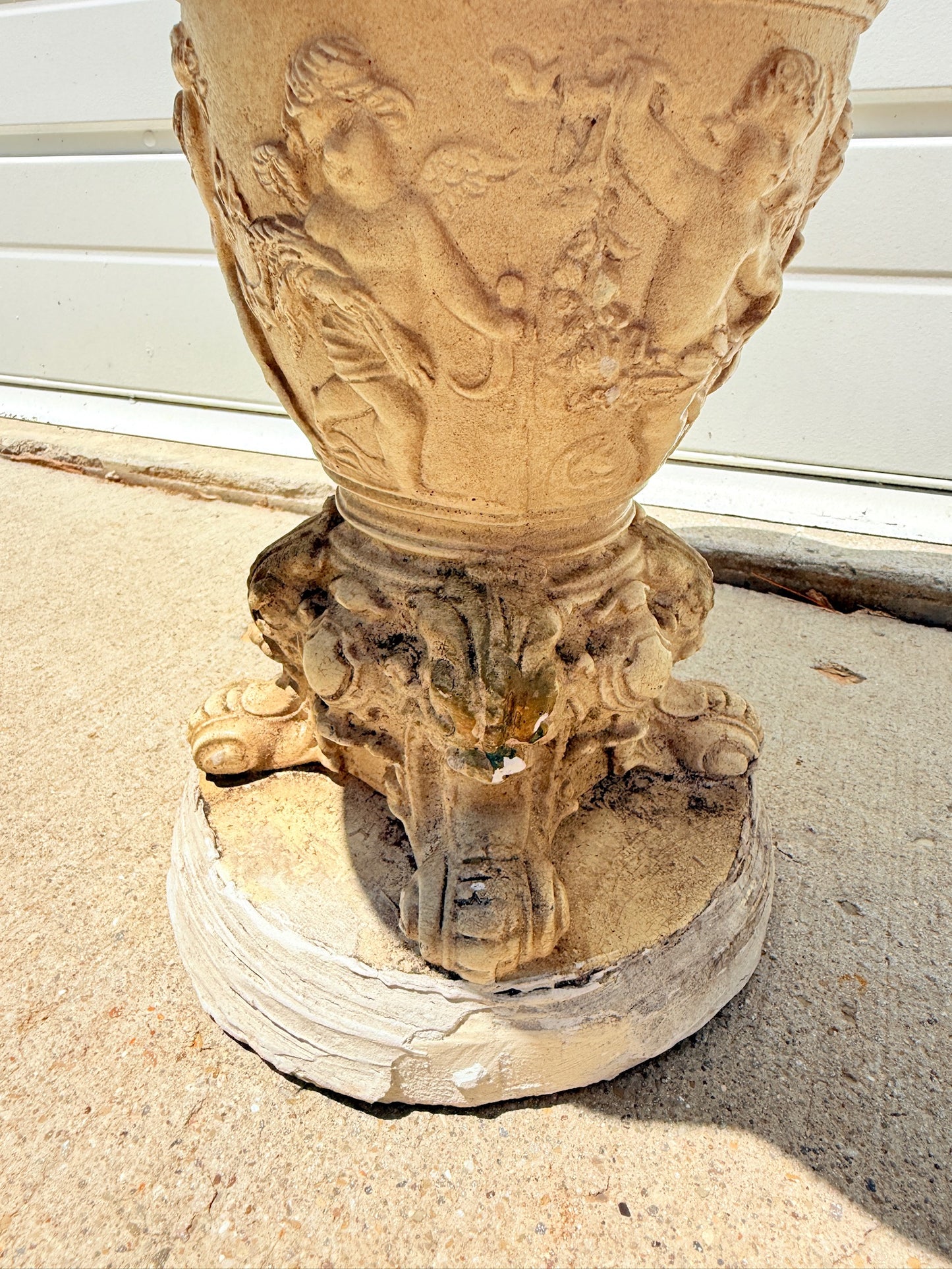 Vintage 1950s Baroque Style Marble Top Cherub Plaster Side Table
