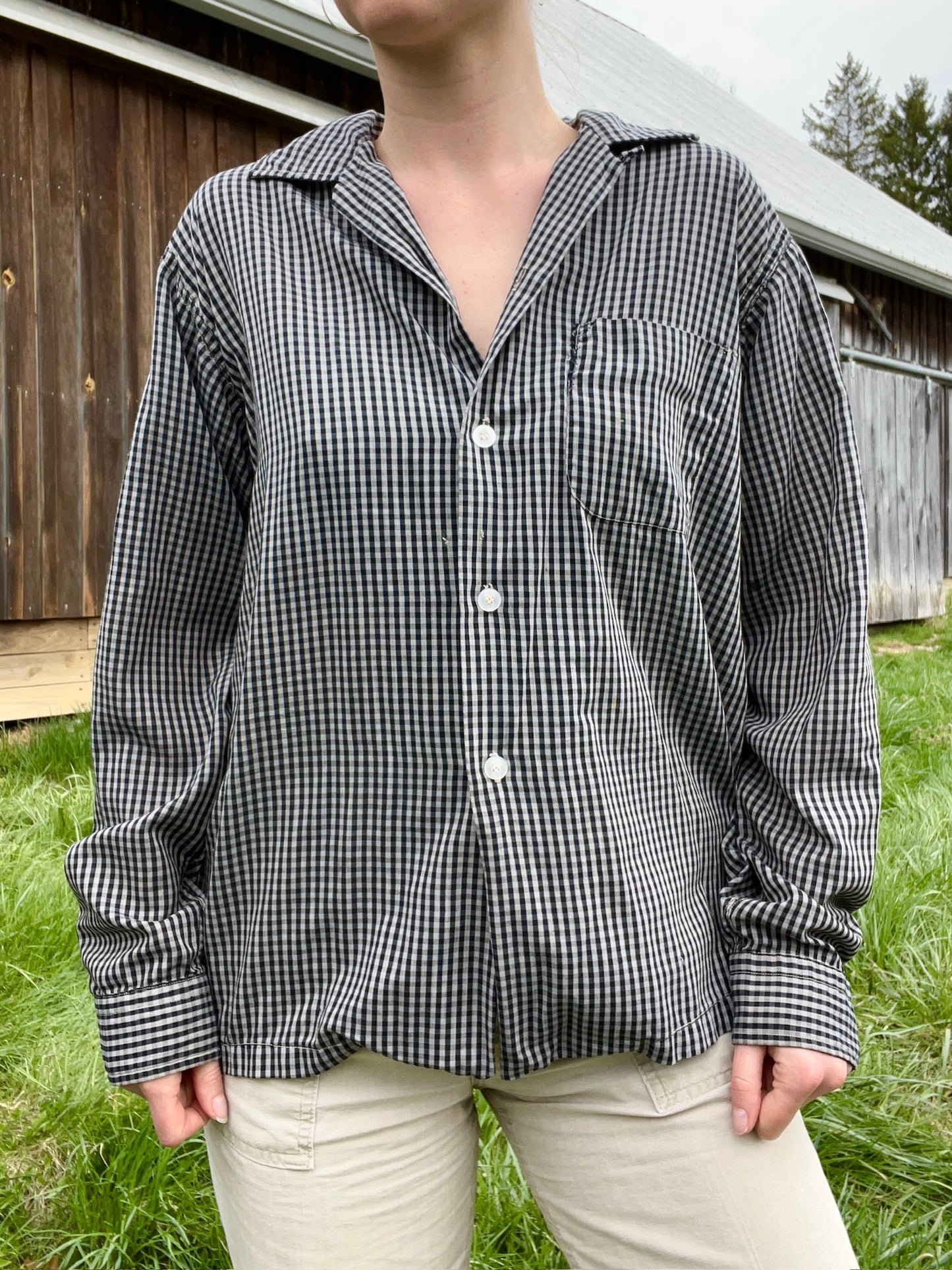 Vintage 1950s Parkington Black Gingham Button-Up Shirt | Medium