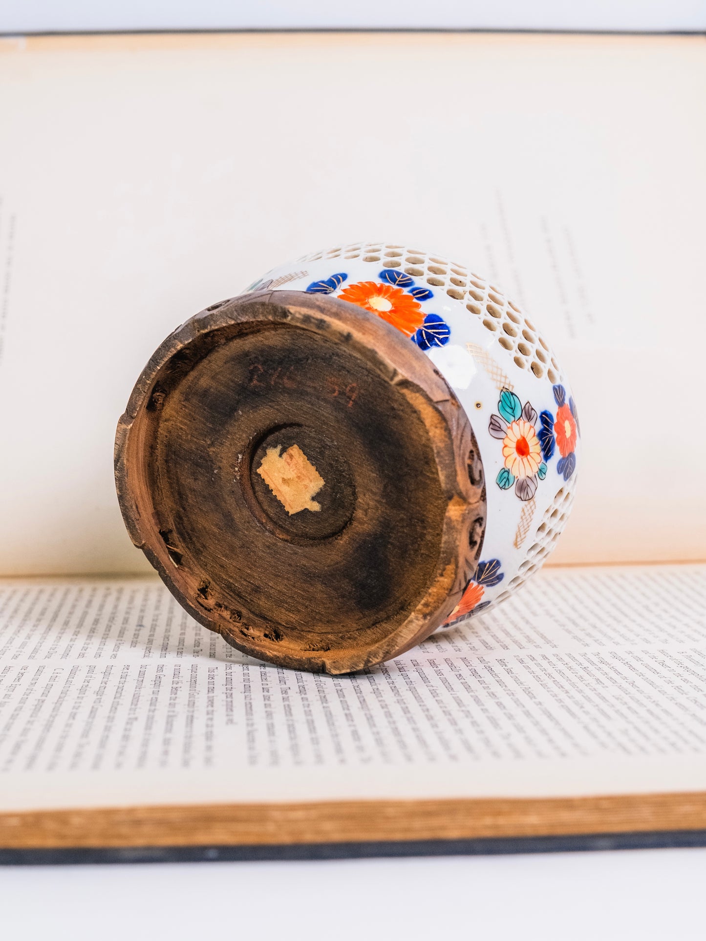 Vintage 1940s/50s Double Wall Porcelain Japanese Imari Flower Frog Vase