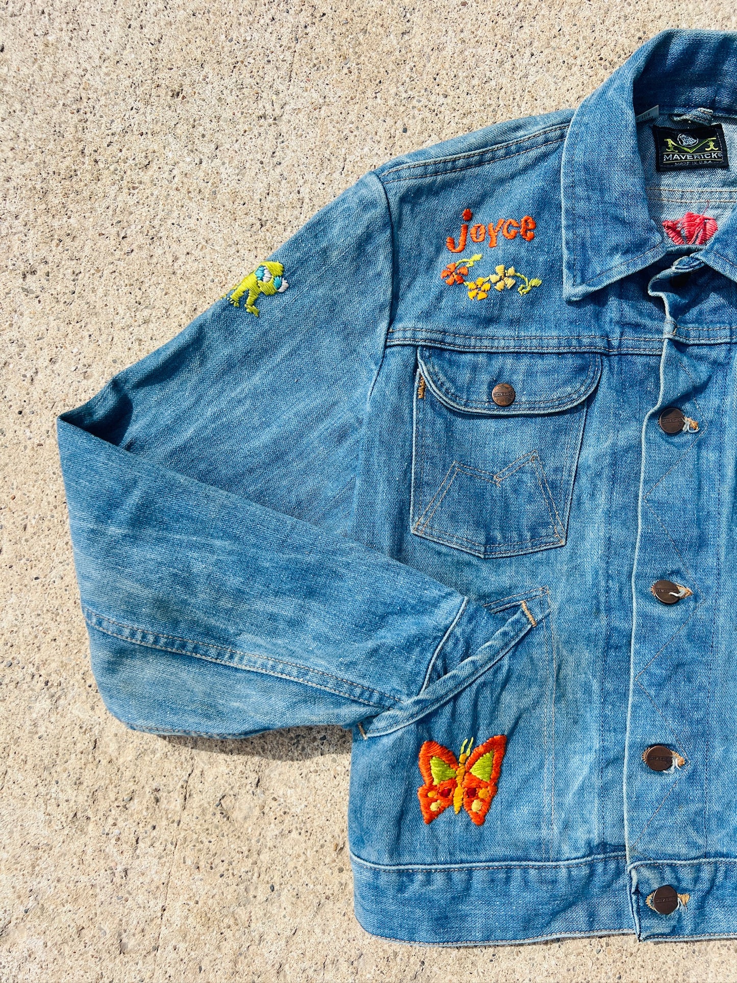 Vintage 1970s Maverick Blue Bell Embroidered Denim Jacket | Small
