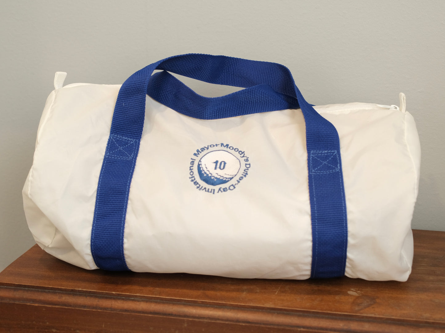 Vintage 1980s Mayor Moody's Golf Duffle Bag