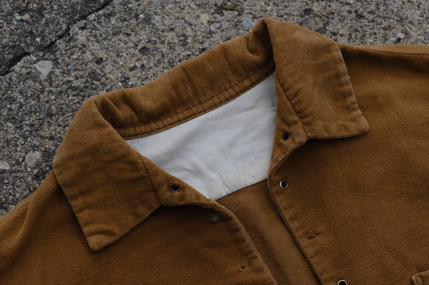 Vintage 1960s Handmade Brown V-Neck Shirt | Large