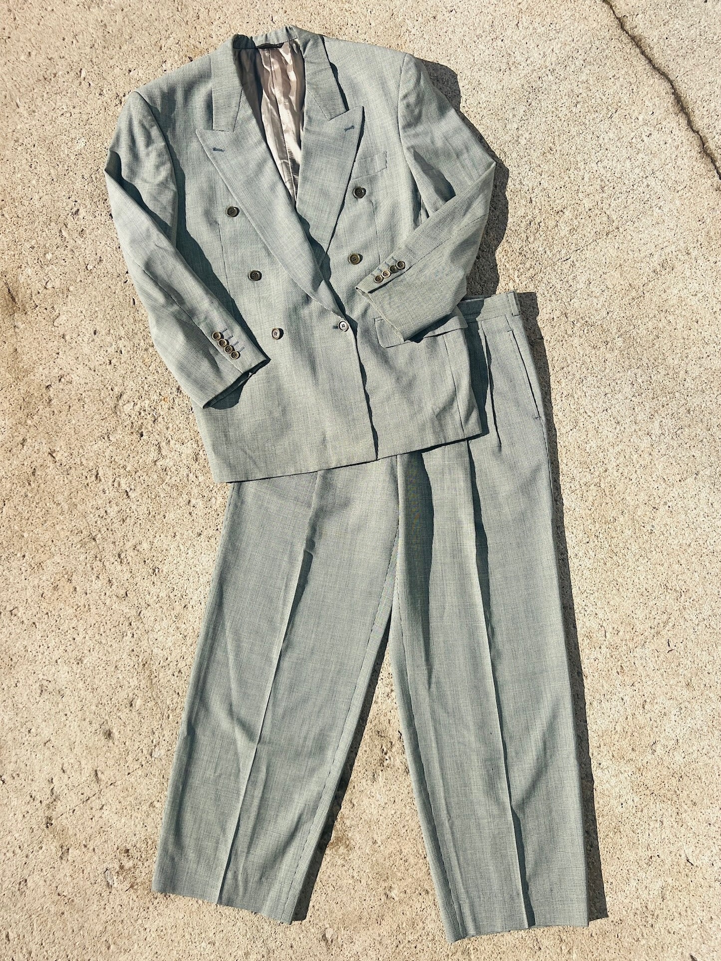 Vintage Hugo Boss Two-Piece Houndstooth Wool Suit | 38R