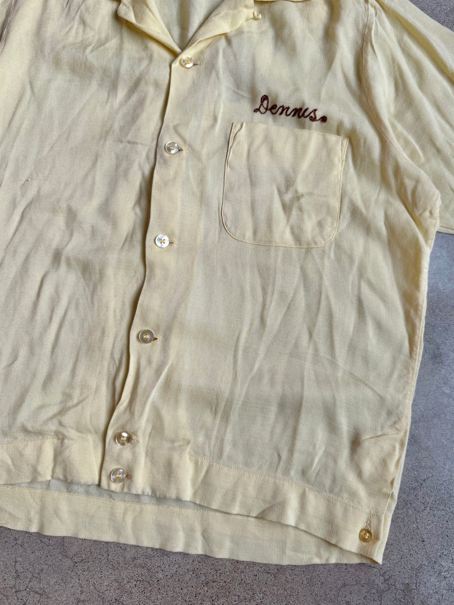 Vintage 1950s King Louie By Holiday Chainstitch Embroidered “Briar Inn” Short Sleeve Shirt | Medium
