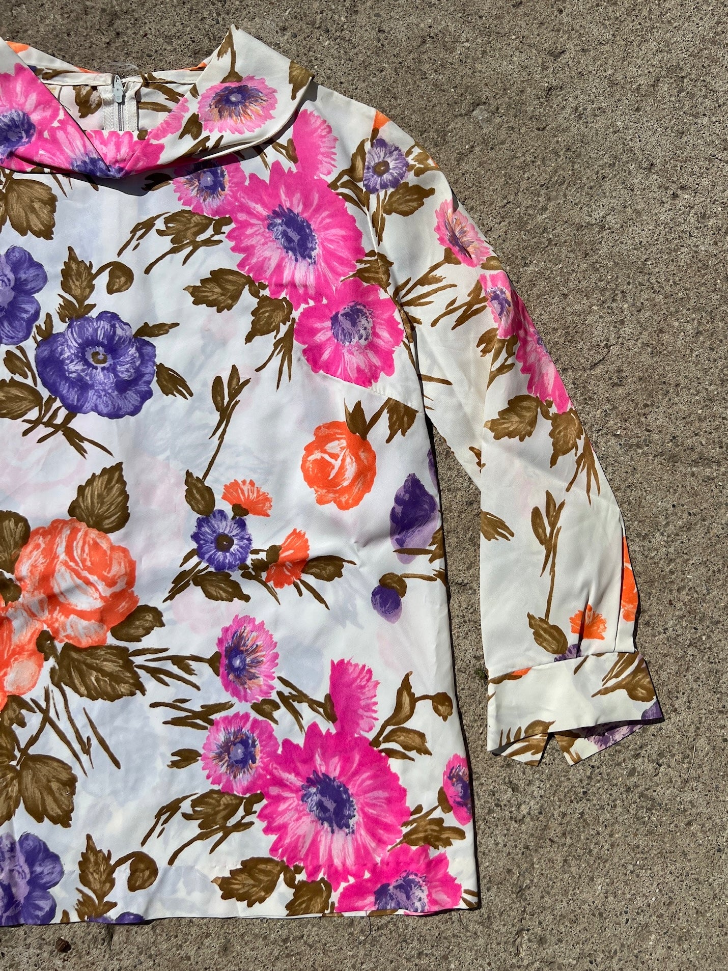 Vintage 1960s Robert Allen Floral Mock Neck Blouse | Small