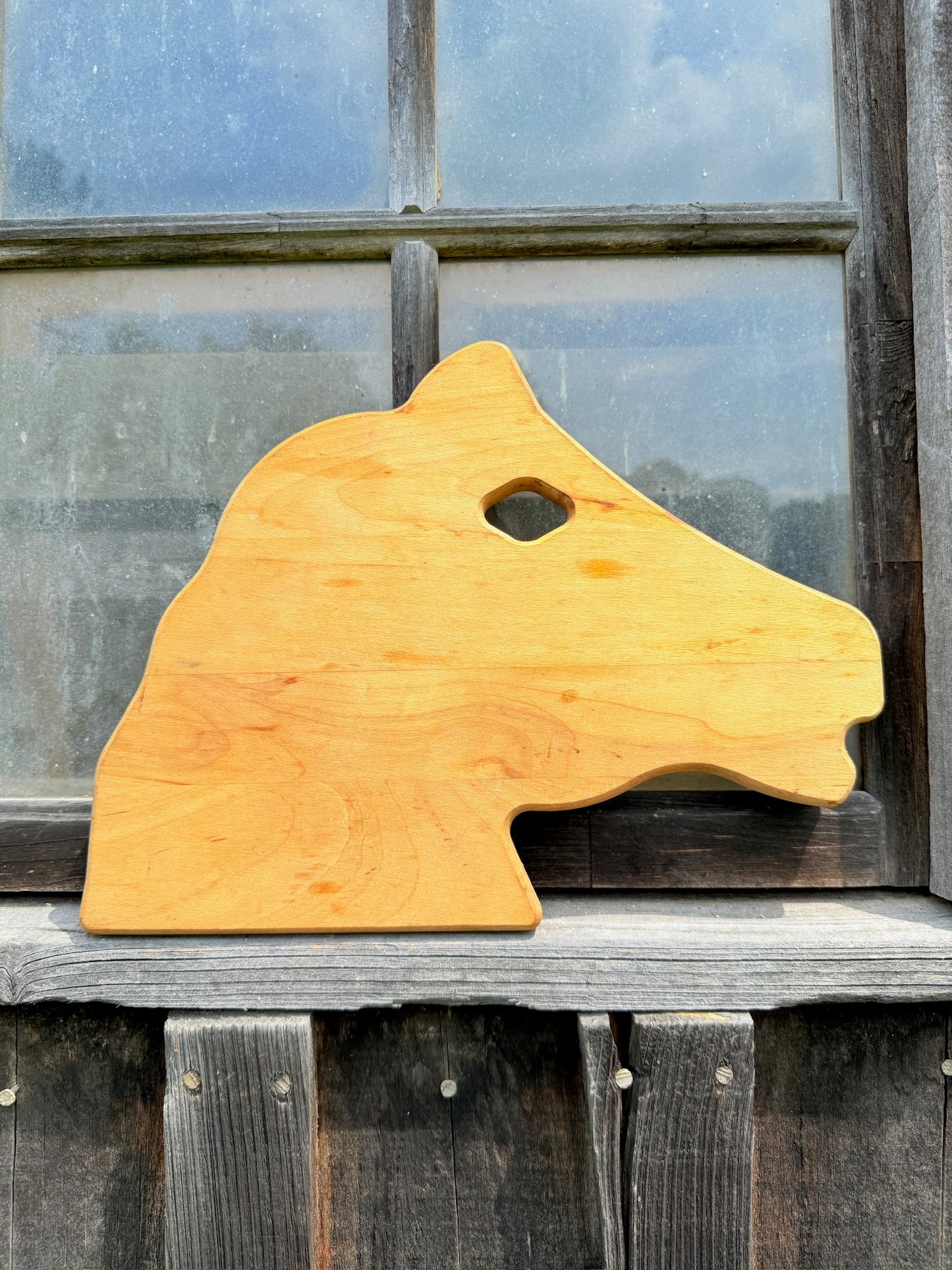 Wooden Horse Head Shaped Cutting Board