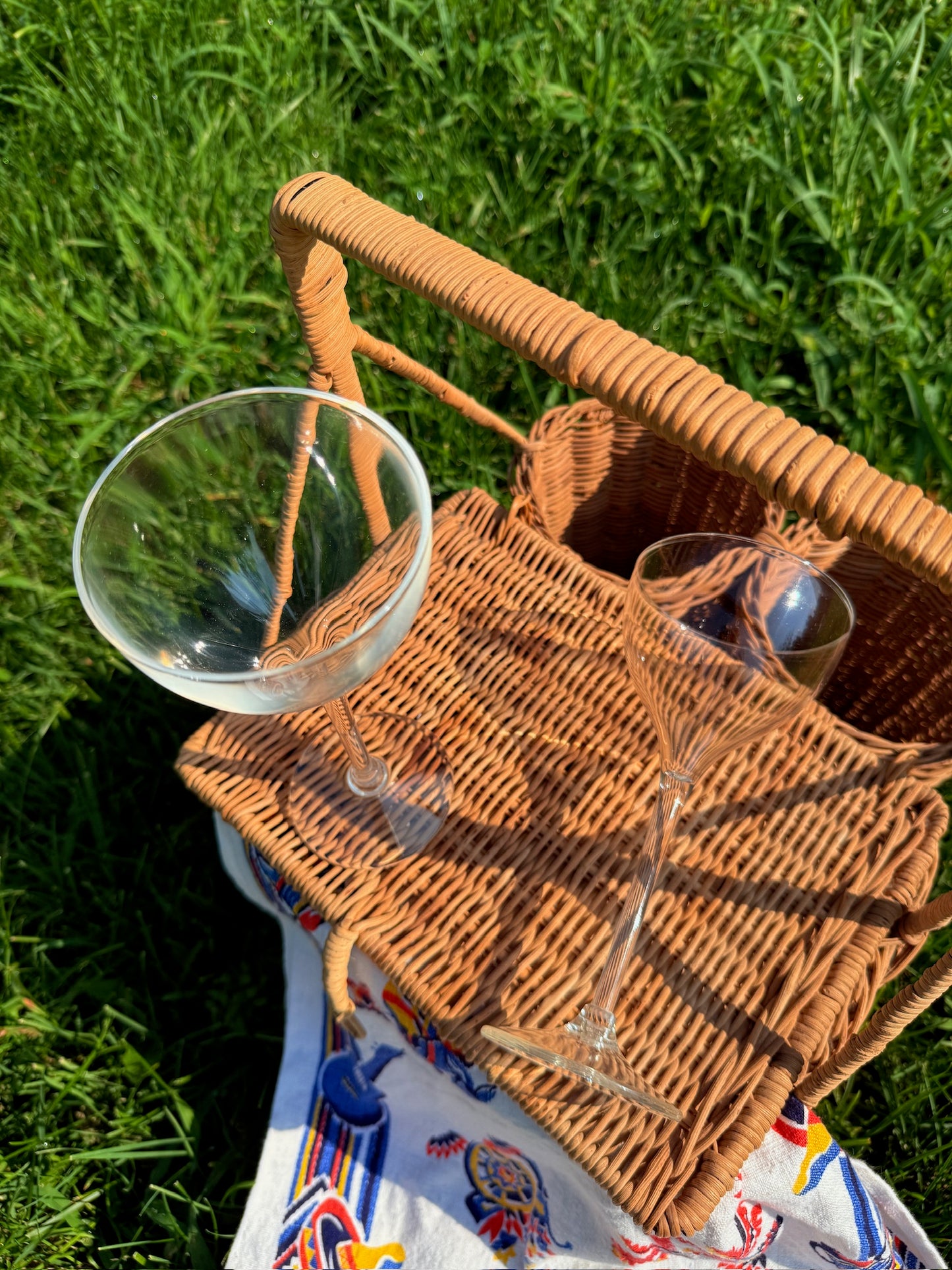 Vintage 1950s Wicker Woven Picnic Basket w/ Tablecloth & Glasses