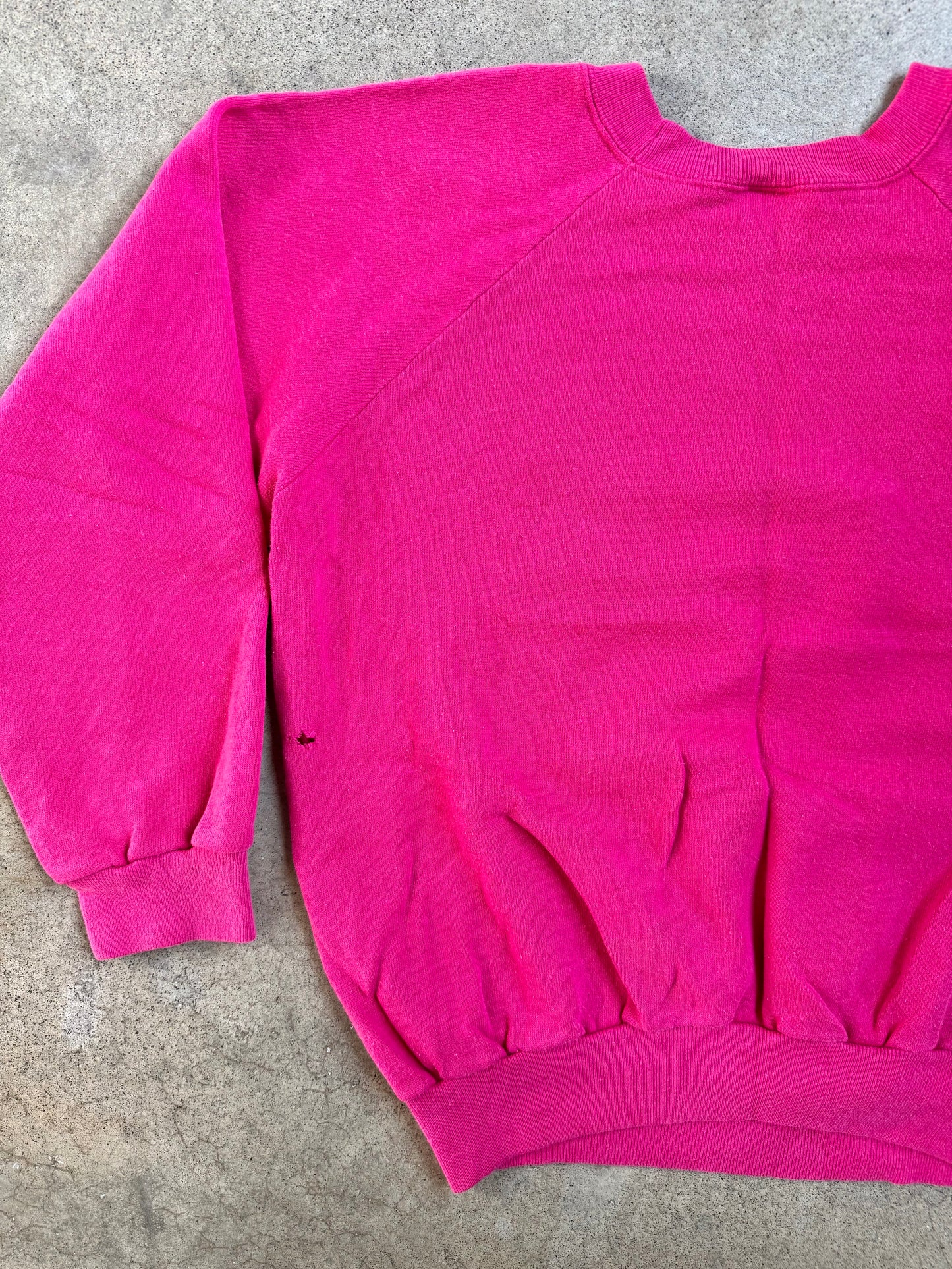 Vintage 1980s "Don't Worry, Be Happy!" Teddy Bear Raglan Sweatshirt | Medium