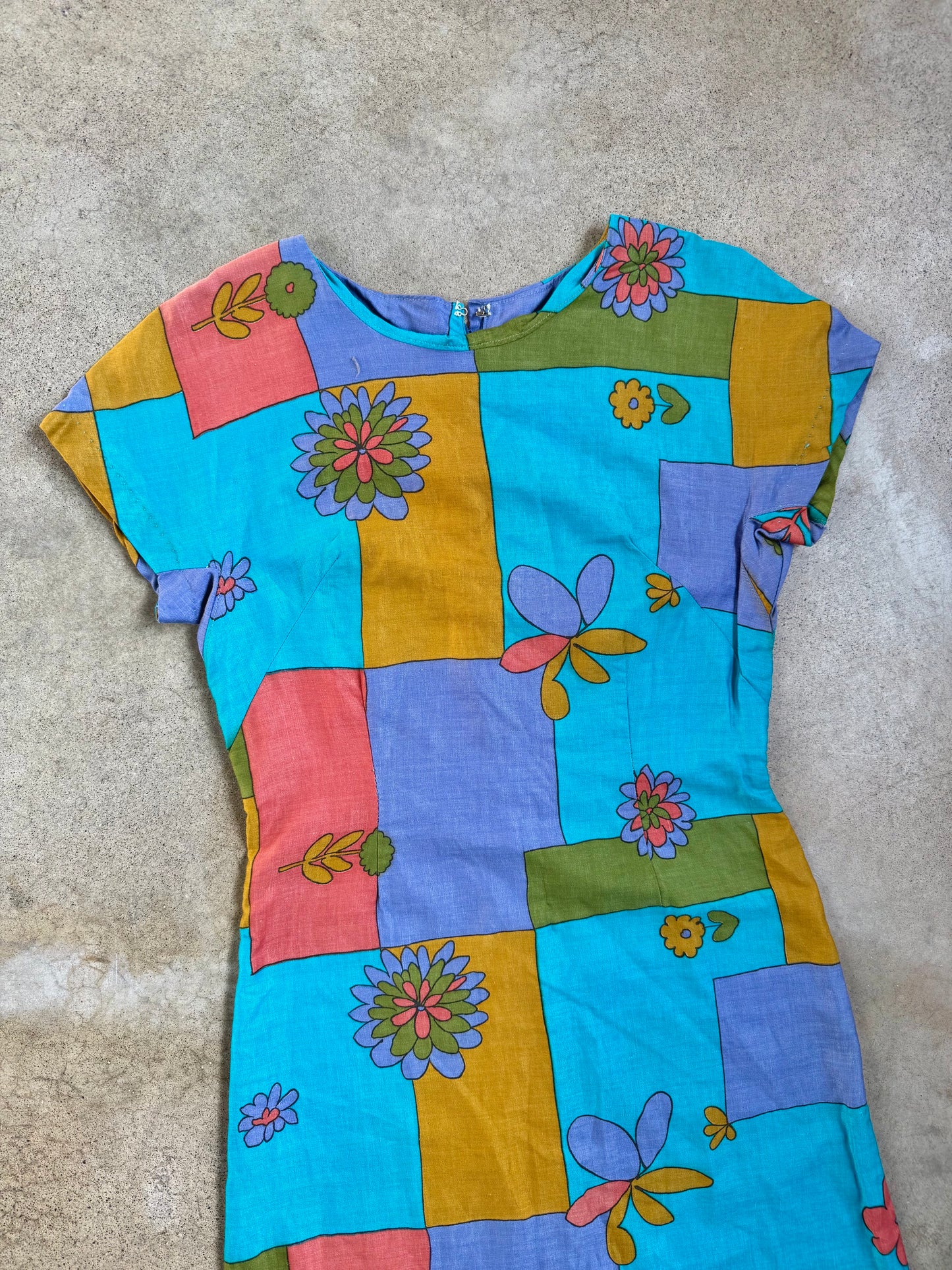 Vintage 1960s Rhapsody Floral Patchwork Print Short Sleeve Dress | Small