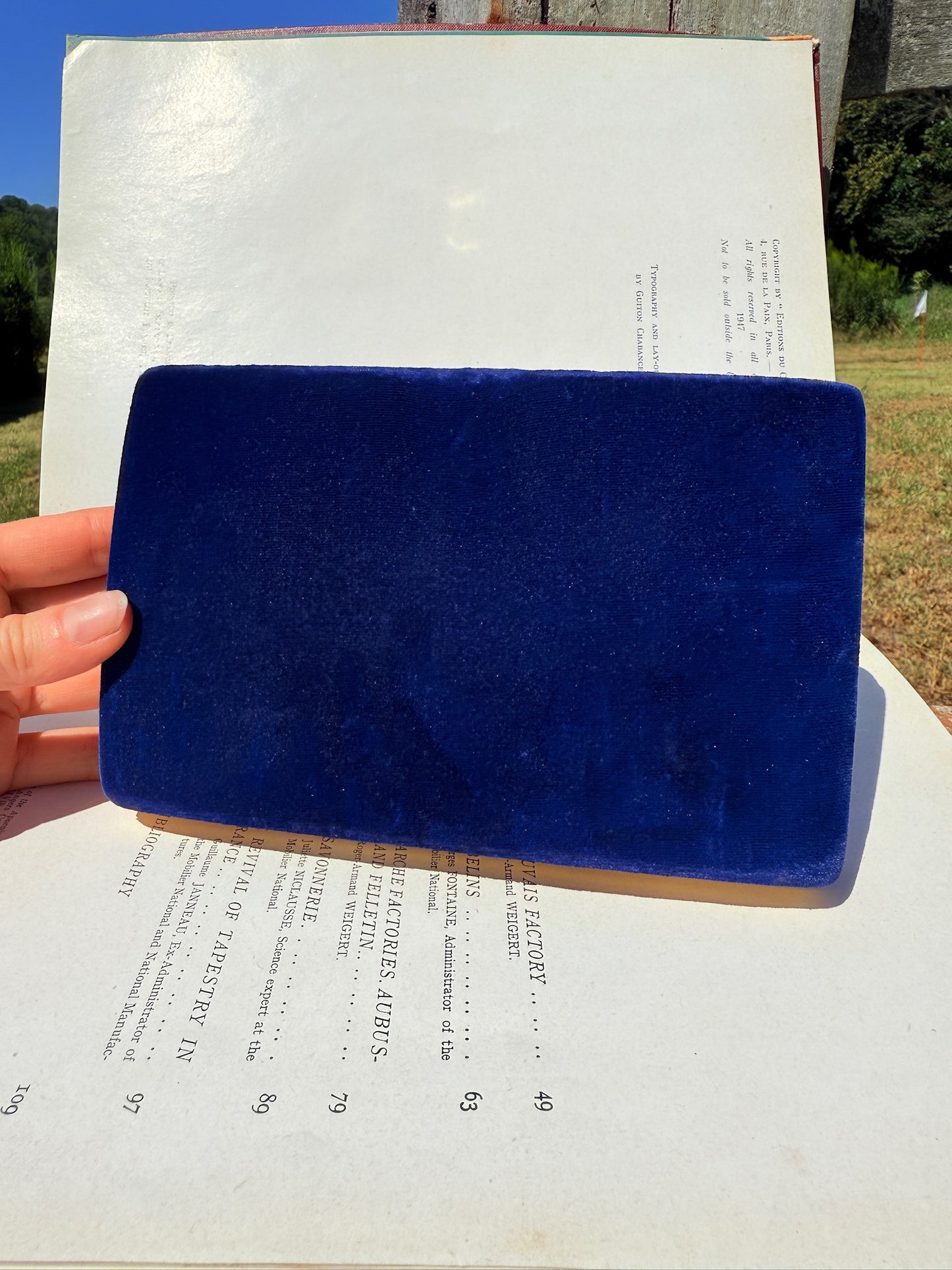 Vintage 1960s Mele & Co. Blue Velvet Travel Jewelry Case