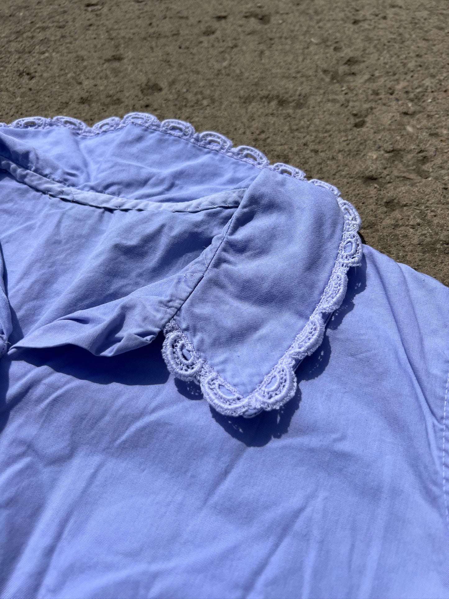 Vintage 1950s Lavender Frill Collar Sleeveless Blouse | Small