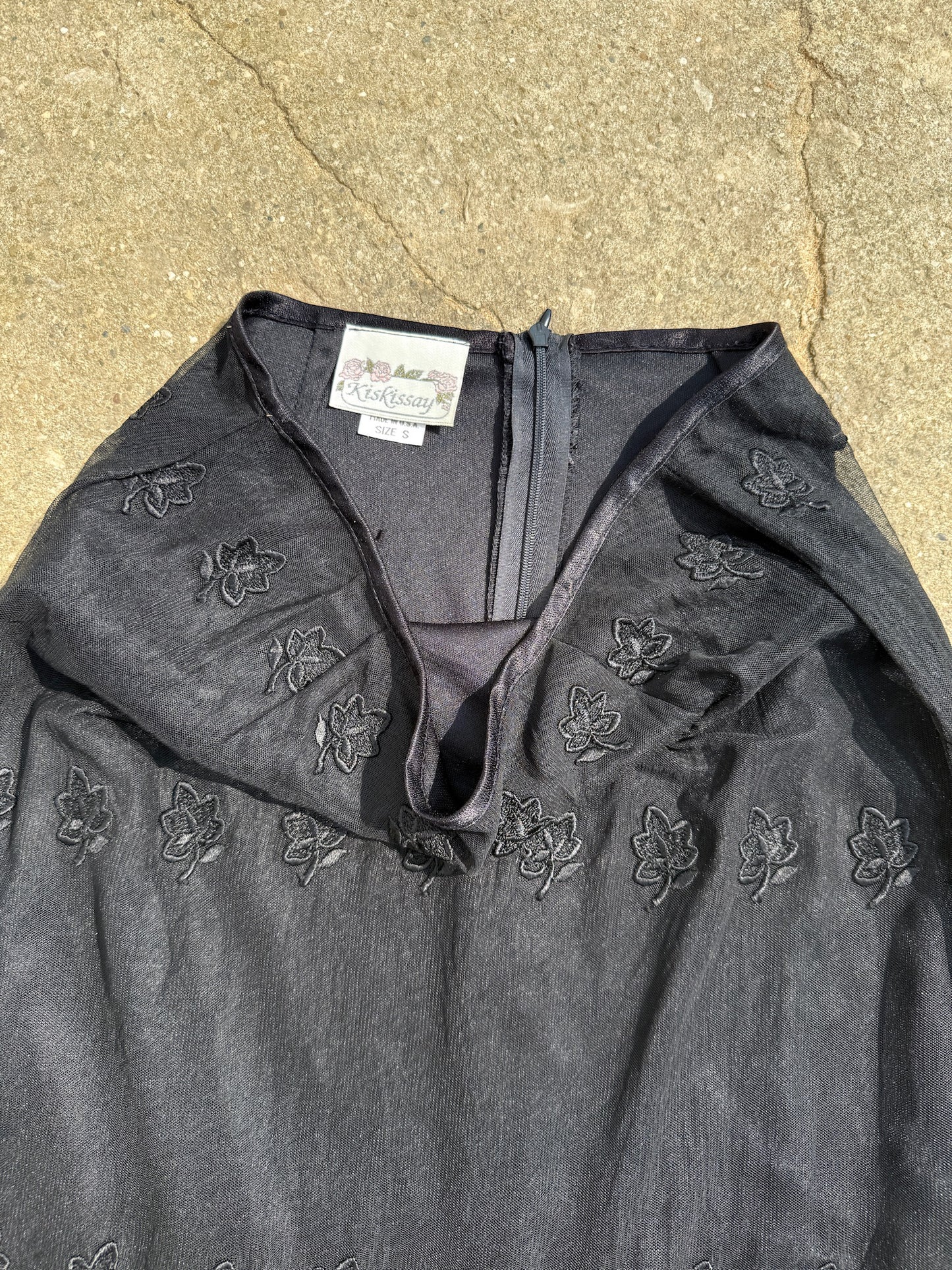90's Kis Kissay Black Lace Maxi Skirt | S-M