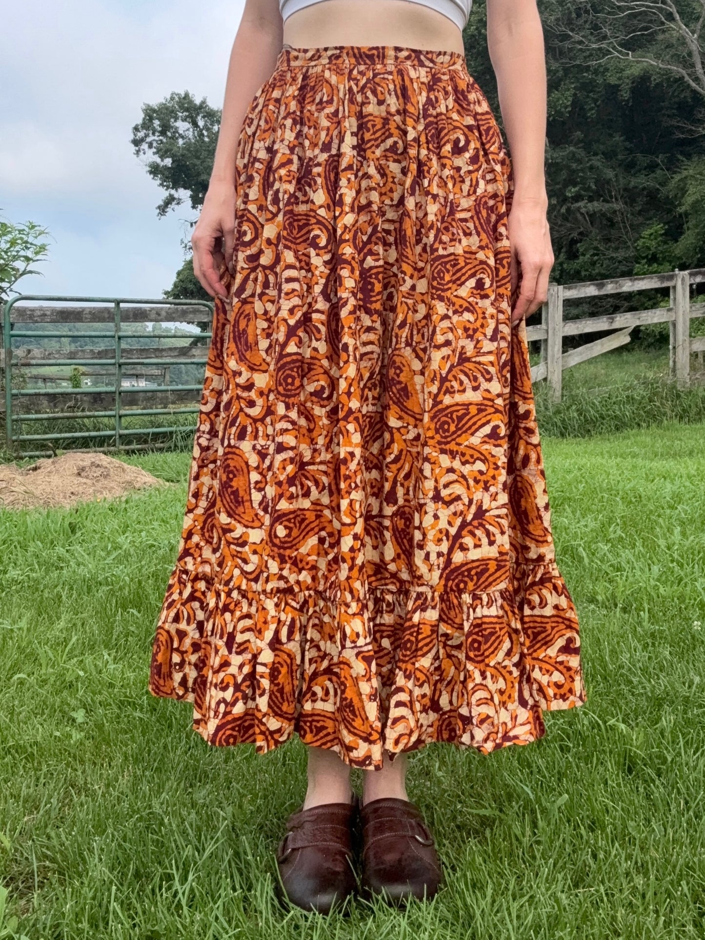 Vintage 1960s Knobkerry NY Bohemian Paisley Ruffled Maxi Skirt | Small