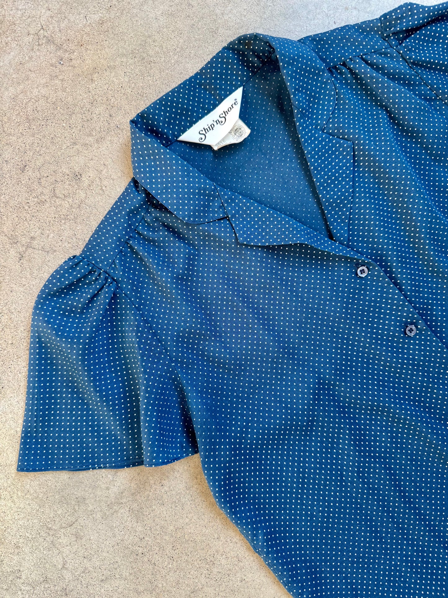 Vintage 1970s Ship'n Shore Blue & White Polka Dot Short Sleeve Blouse | S/M