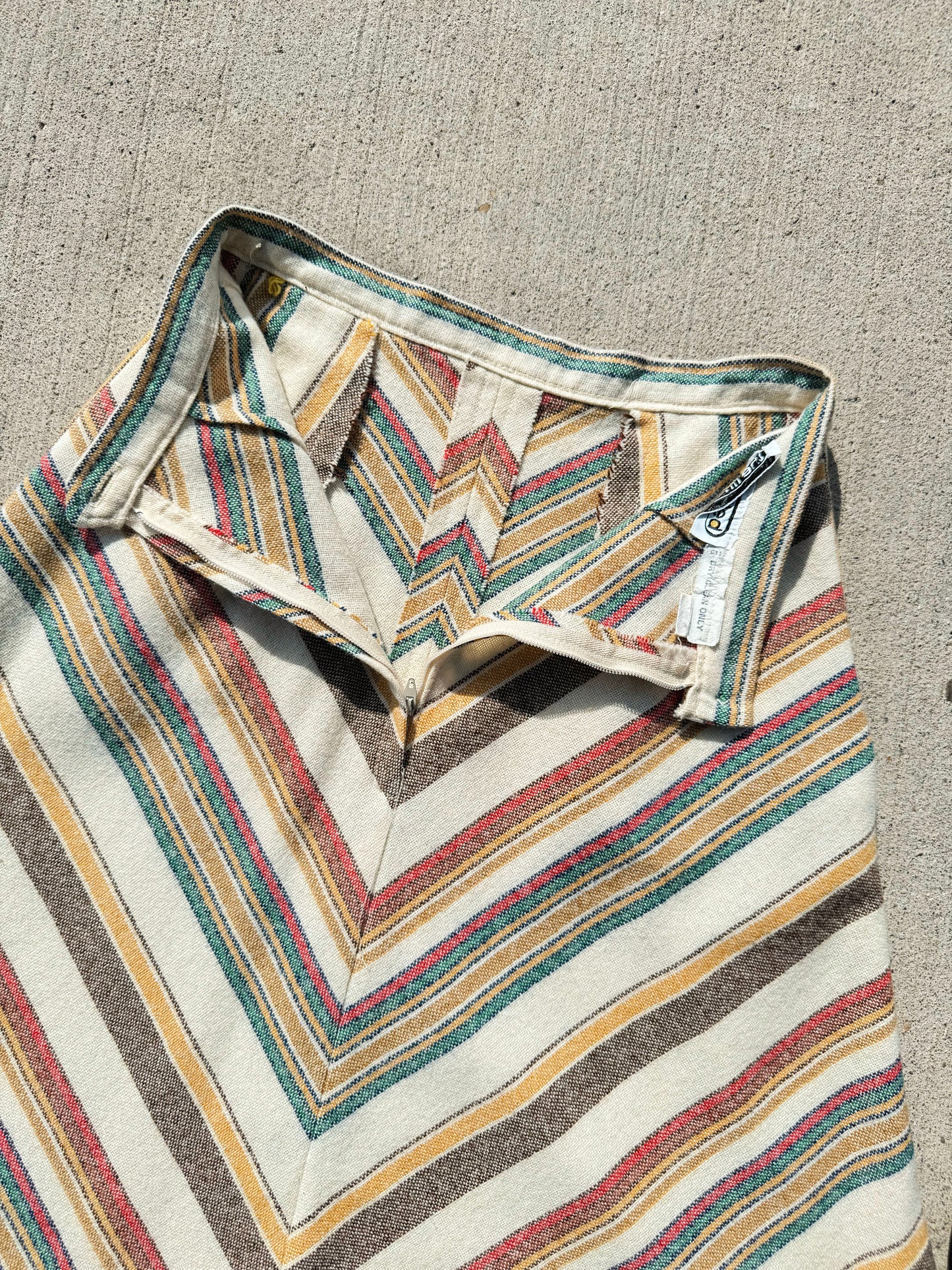 Vintage 1970s The Limited Chevron Stripe Wool Skirt | XS