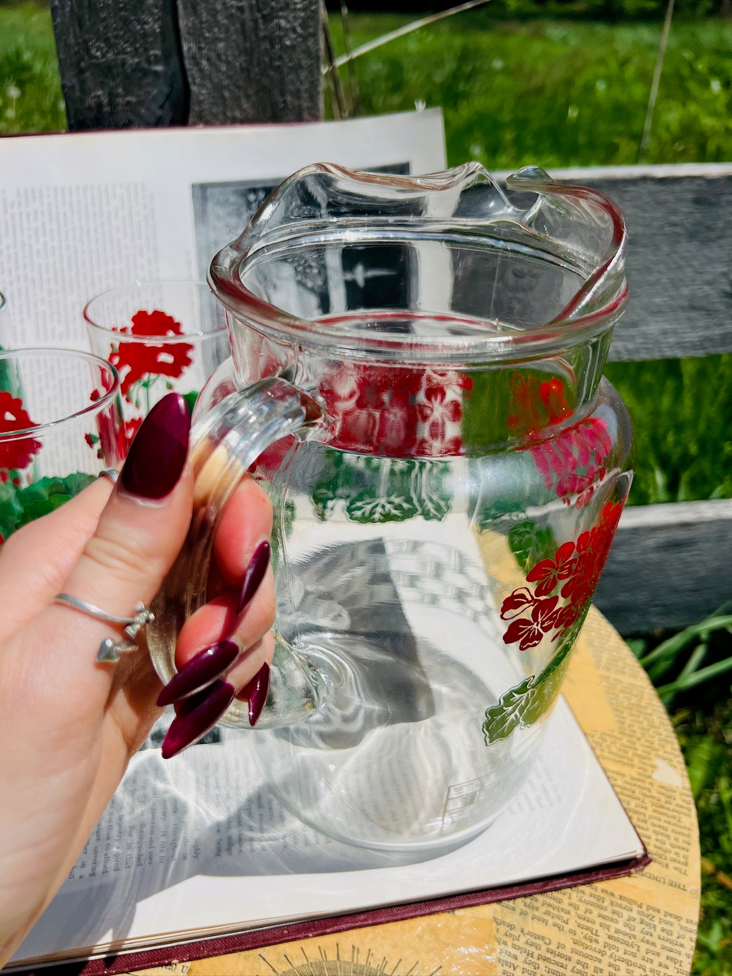 Vintage 1960s Avon "Summer Fantasy" Red Geranium Pitcher & Tumbler Set