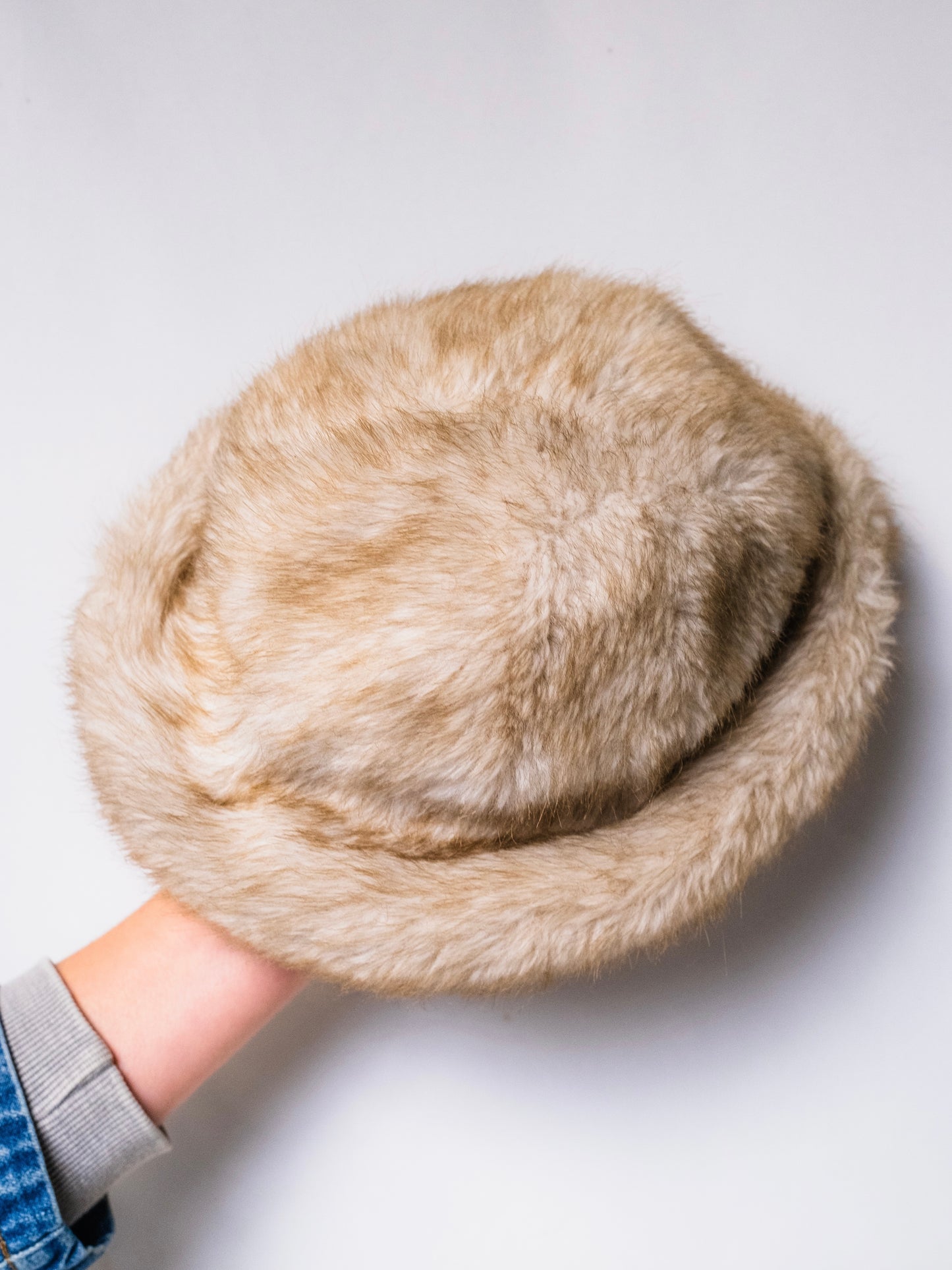 Vintage 1960s Grey & White Faux Fur Hat