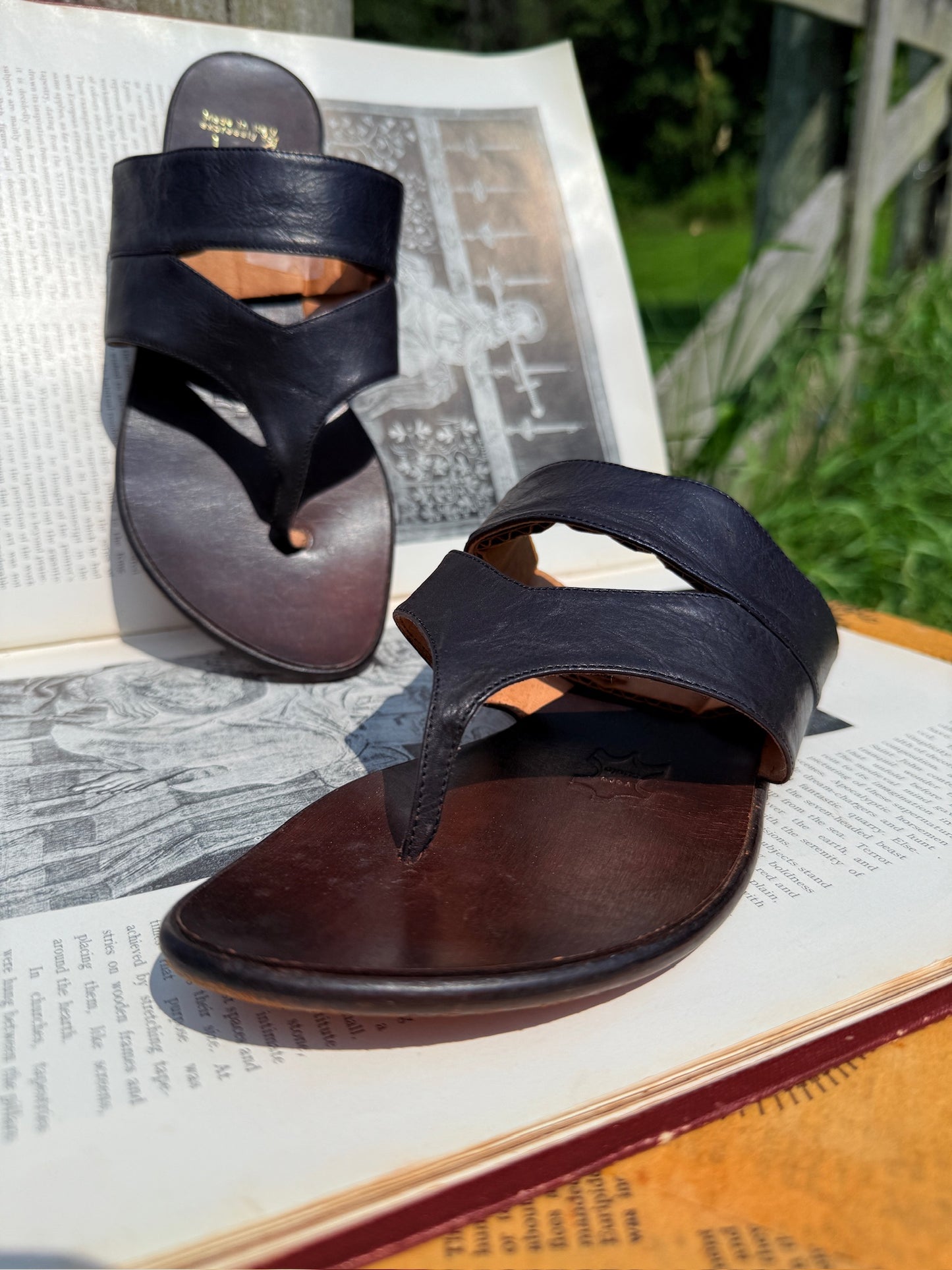 Vintage 1970s Italian Leather Brown Strappy Sandals | Women’s 8