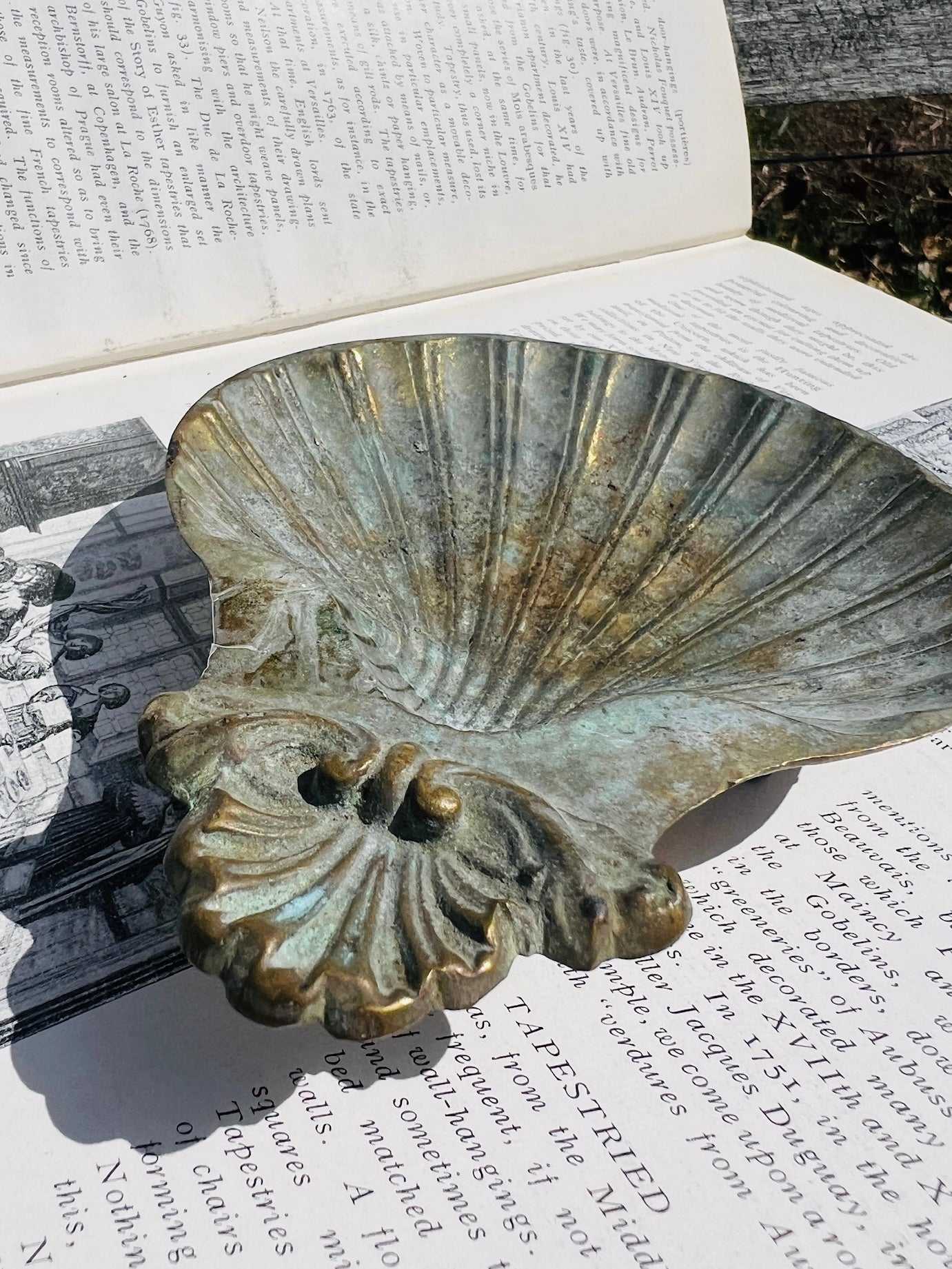 Vintage 1950s Solid Brass Seashell Dish