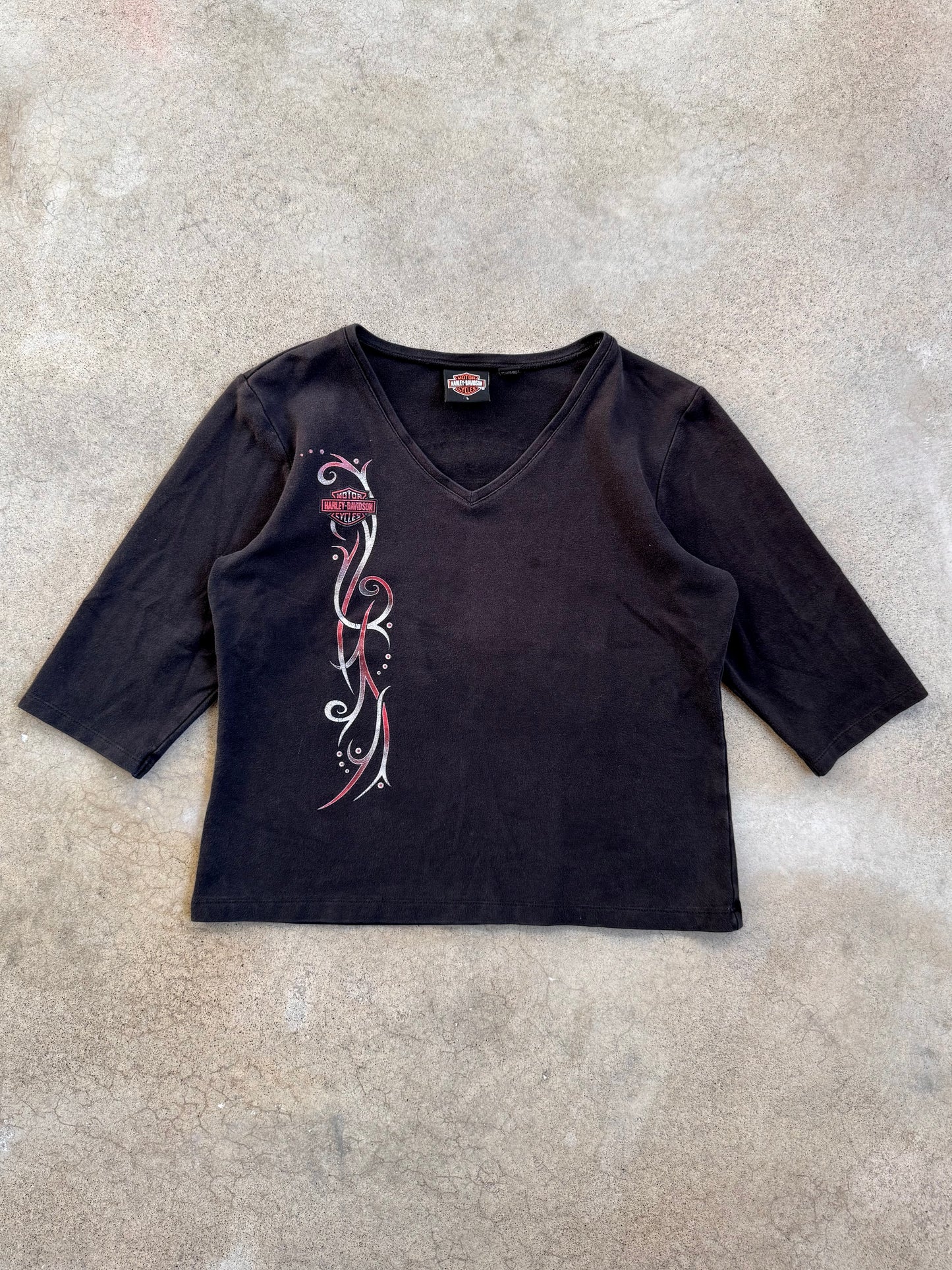 2000s Chi-Town Harley Davidson Cropped Cotton V-Neck Graphic Tee | Large