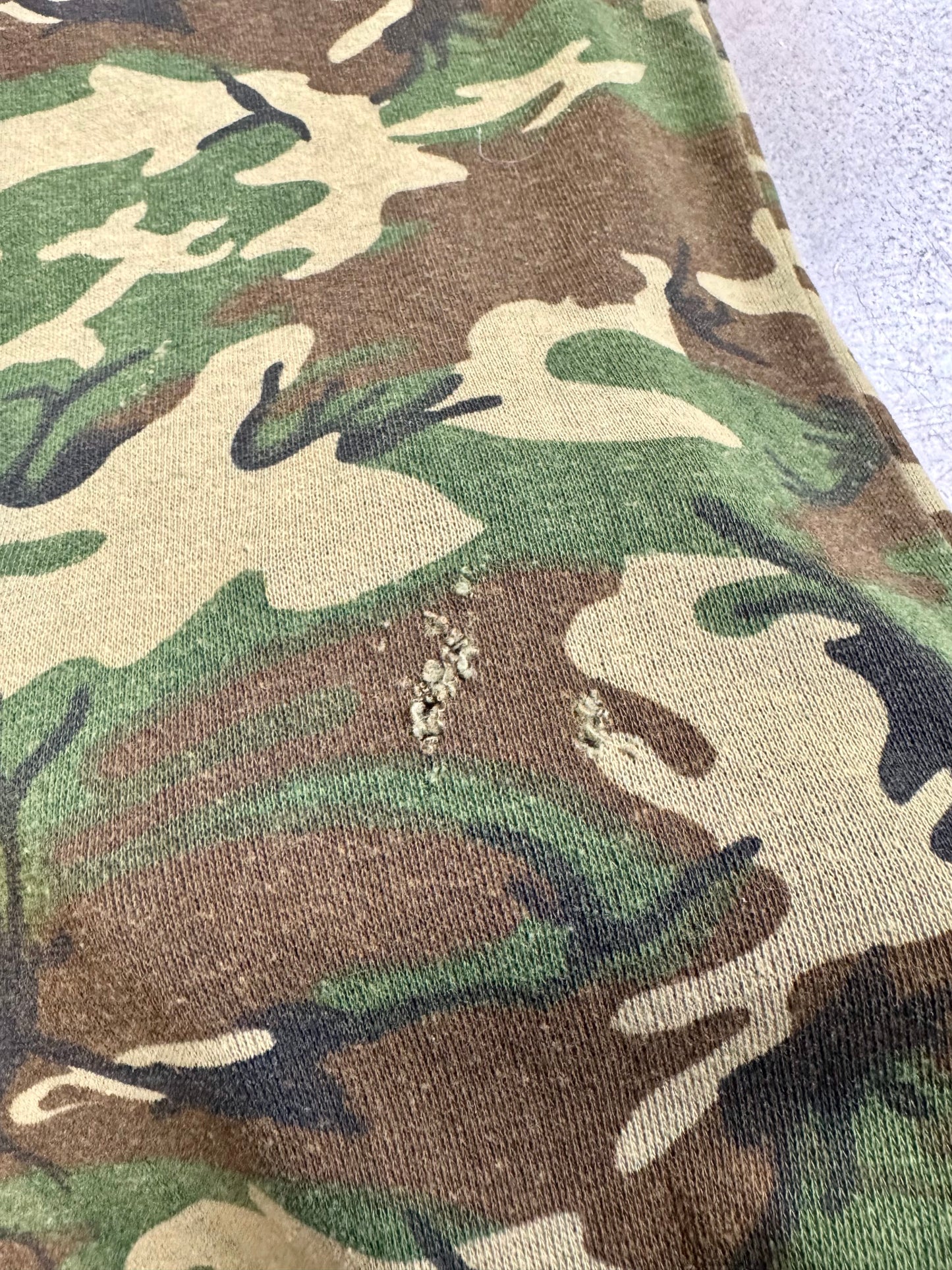 Vintage 1980s Green Camouflage Zip-Up Sweatshirt Vest | Large